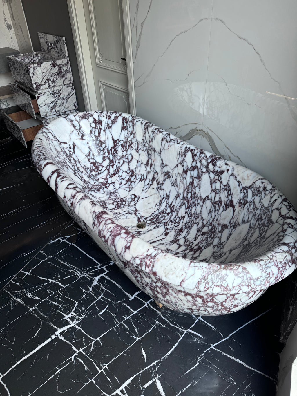 Calacatta Viola Bathroom Bathtub