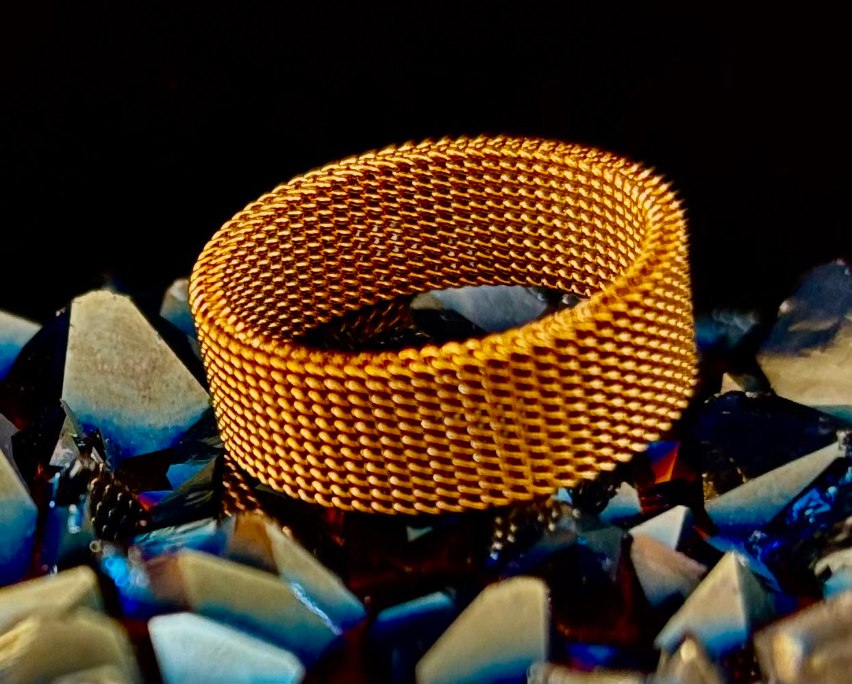 Unisex Stainless Steel Mesh Ring – Flexible, Modern Band in Black, Rose Gold & Silver Tones