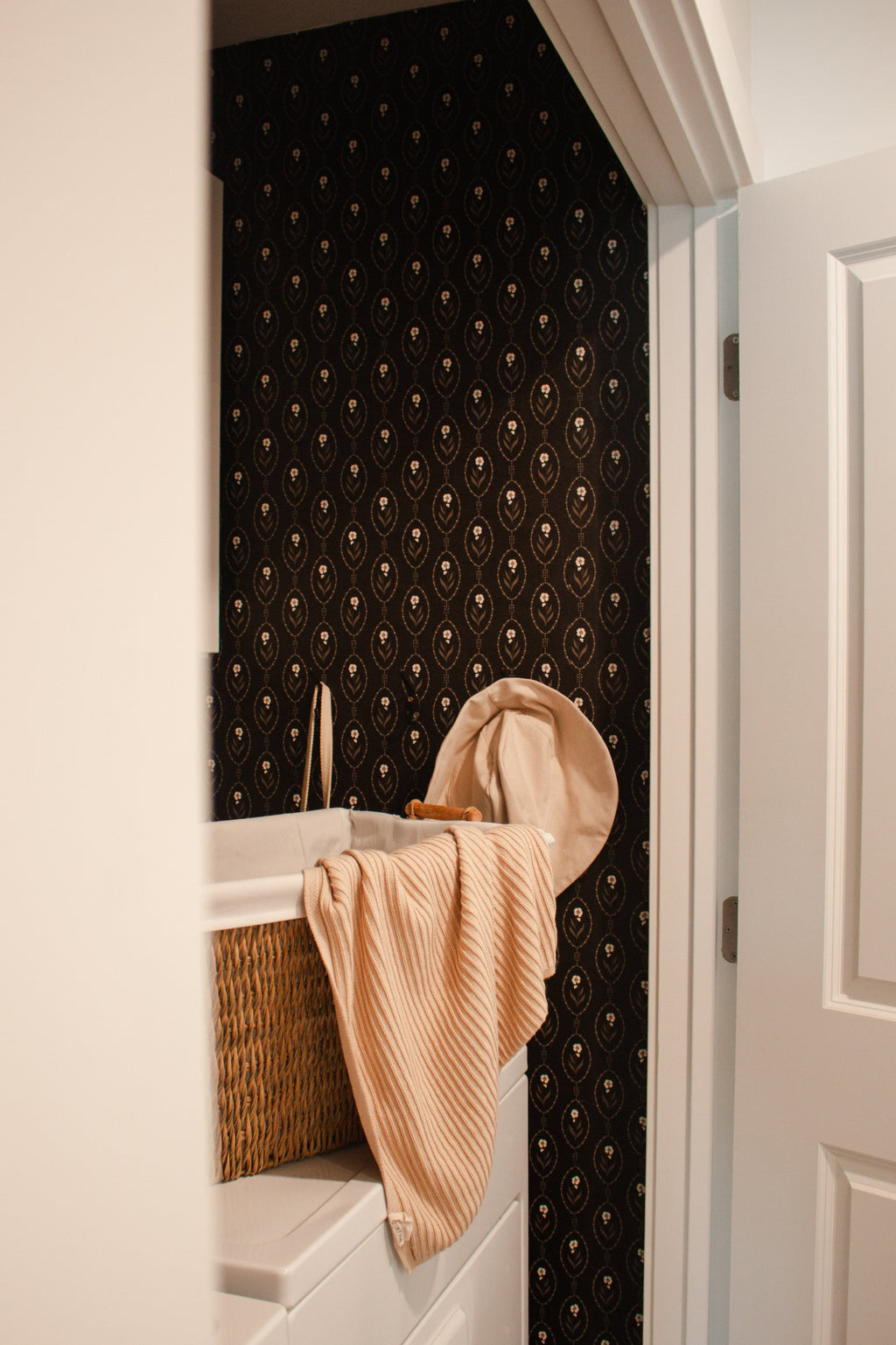 Isabella Floral Wallpaper - White, Brown & Taupe Vintage Style