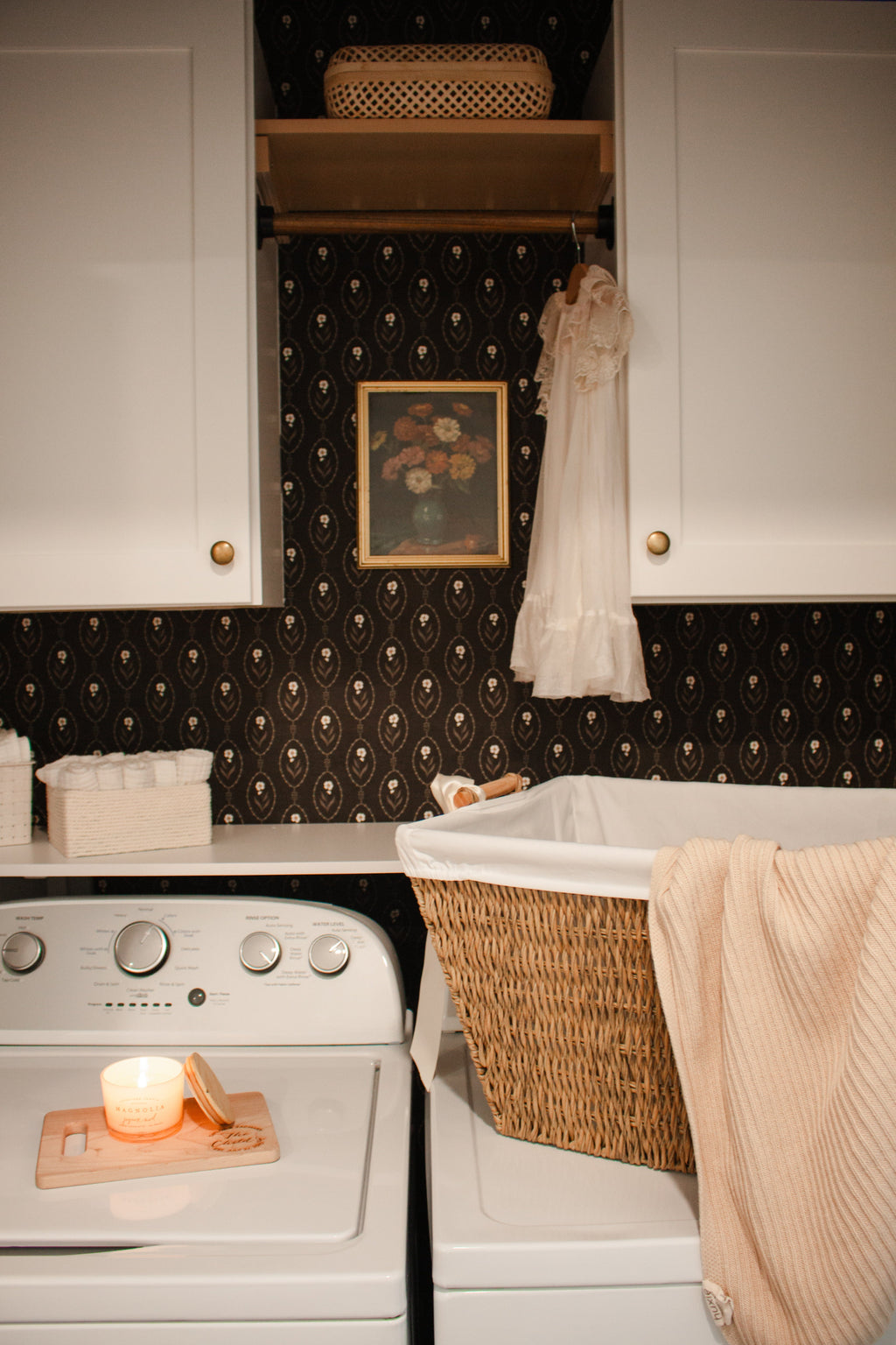 Isabella Floral Wallpaper - White, Brown & Taupe Vintage Style