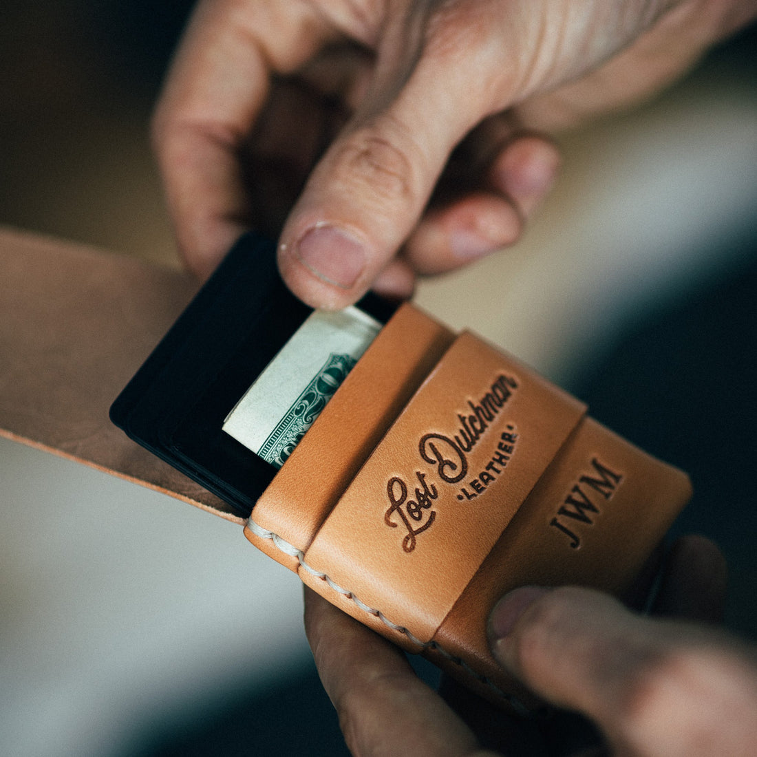 The Original Finnigan Leather Minimalist Card Holder - Russet