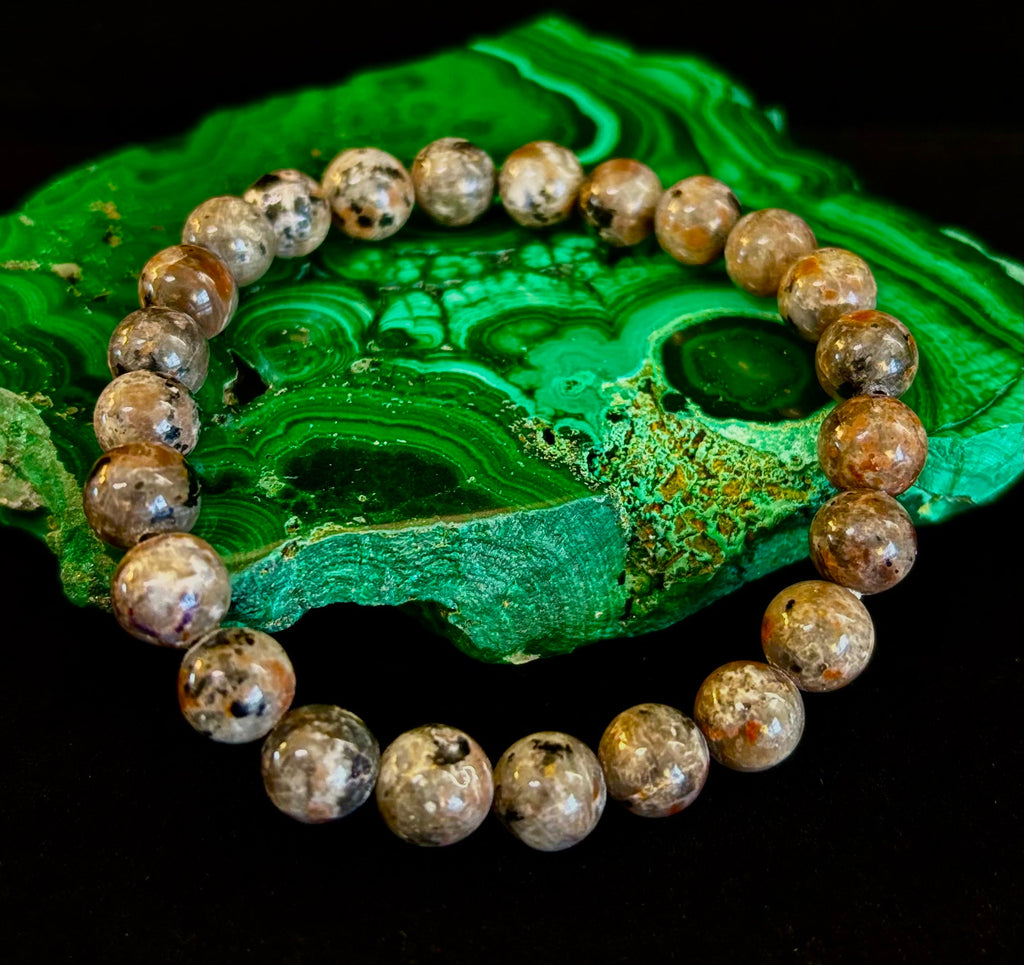Yooperlite Grounding Bracelet – Natural UV Reactive Stone, 8mm Beads (Large Wrists)