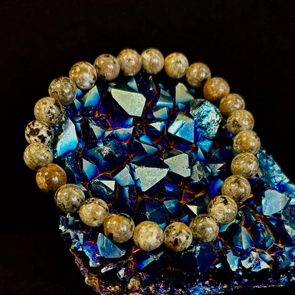 Yooperlite Grounding Bracelet – Natural UV Reactive Stone, 8mm Beads (Large Wrists)