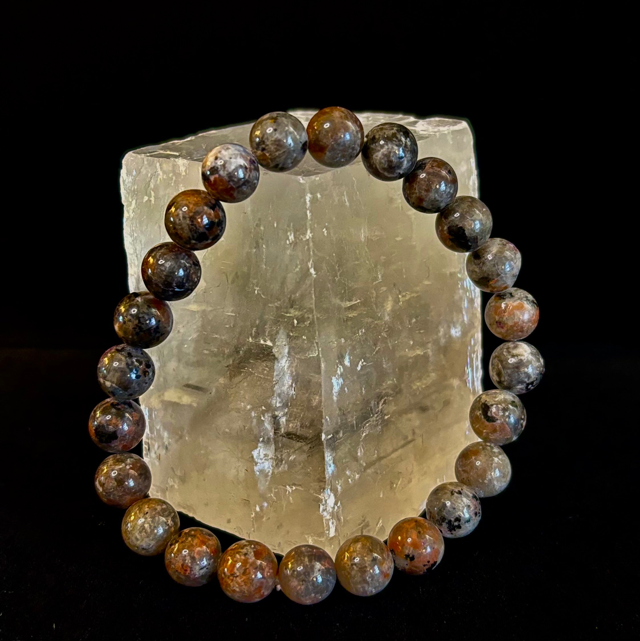 Yooperlite Grounding Bracelet – Natural UV Reactive Stone, 8mm Beads (Large Wrists)