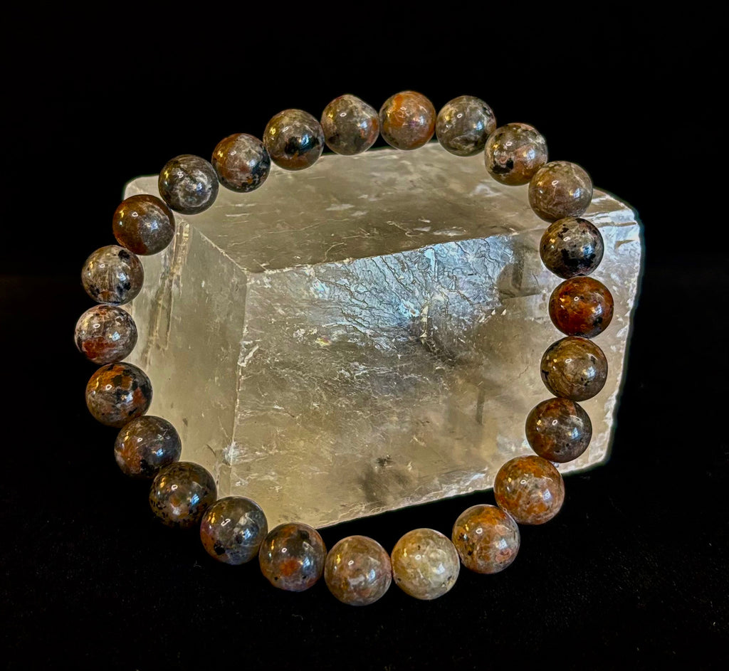 Yooperlite Grounding Bracelet – Natural UV Reactive Stone, 8mm Beads (Large Wrists)