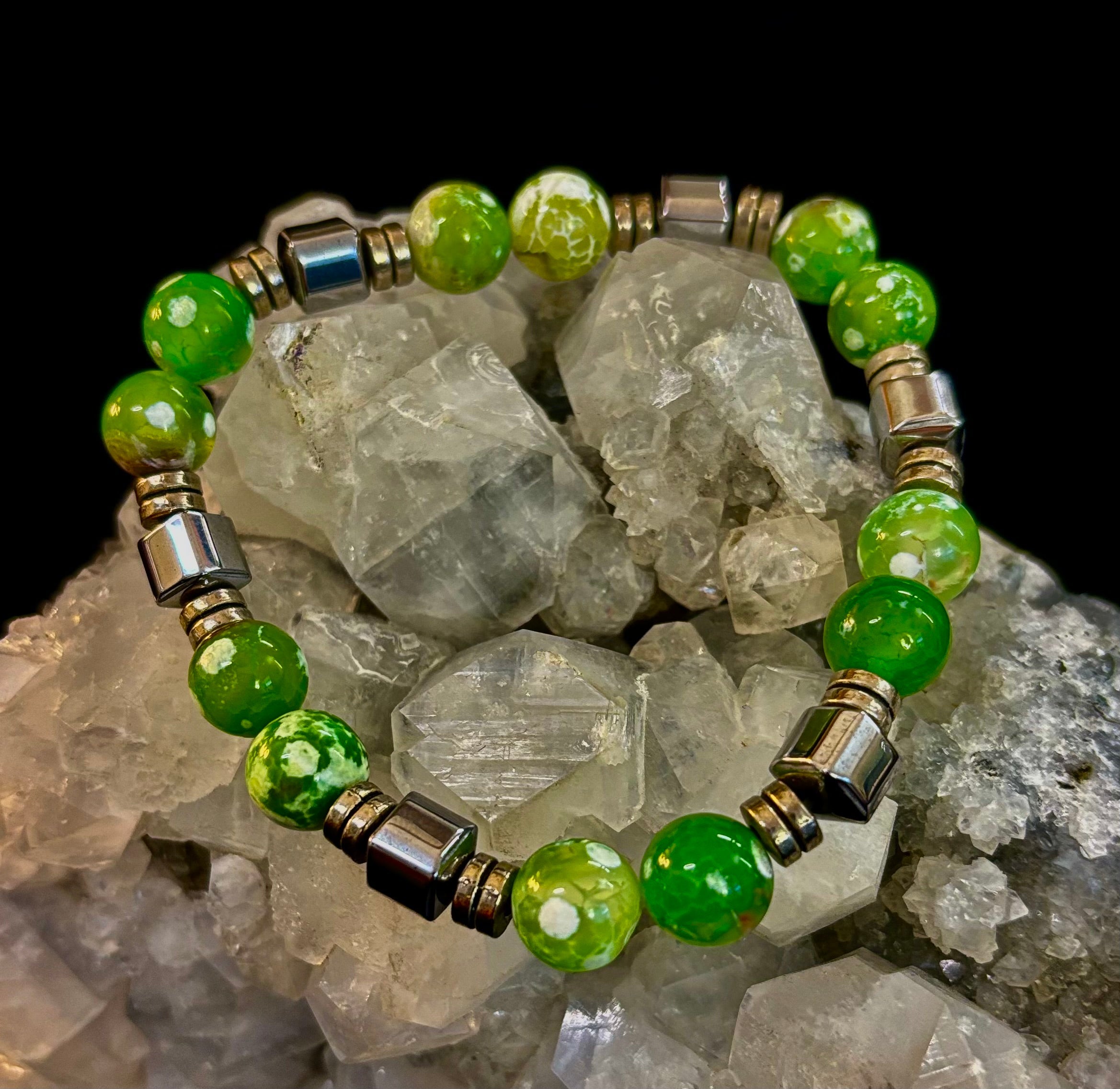 Corazón Collection Bohemian Mixed Metal Stretch Bracelet