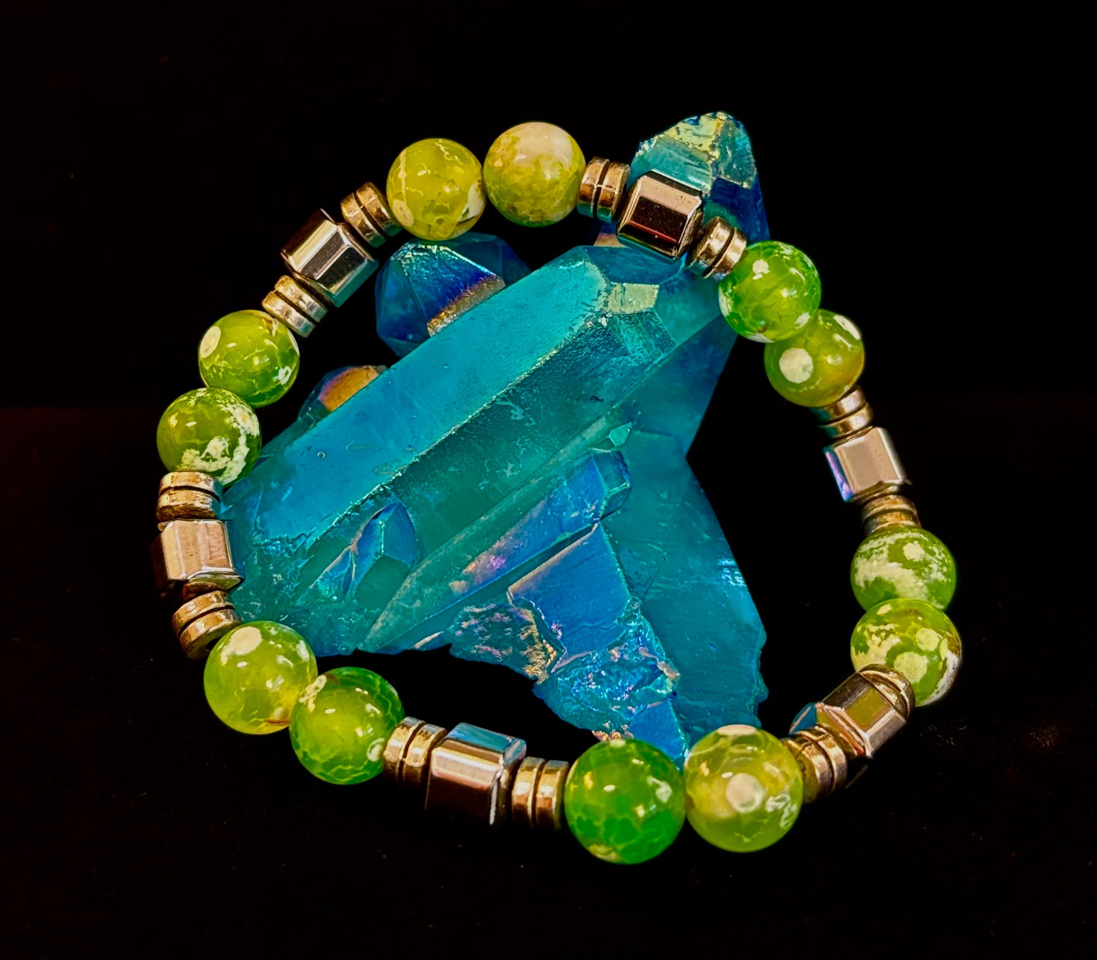 Corazón Collection Bohemian Mixed Metal Stretch Bracelet