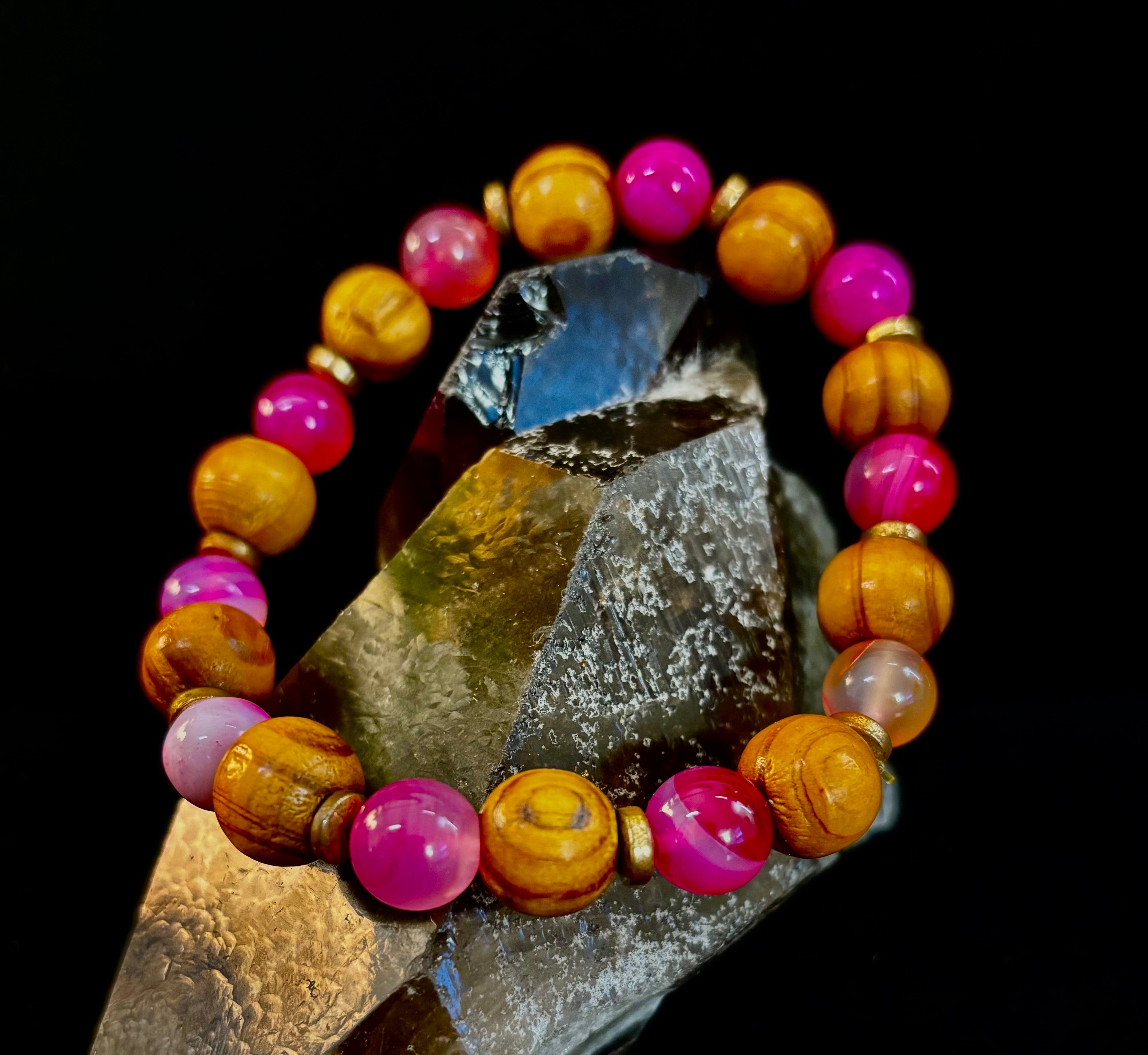 Corazón Collection Bohemian Mixed Metal Stretch Bracelet