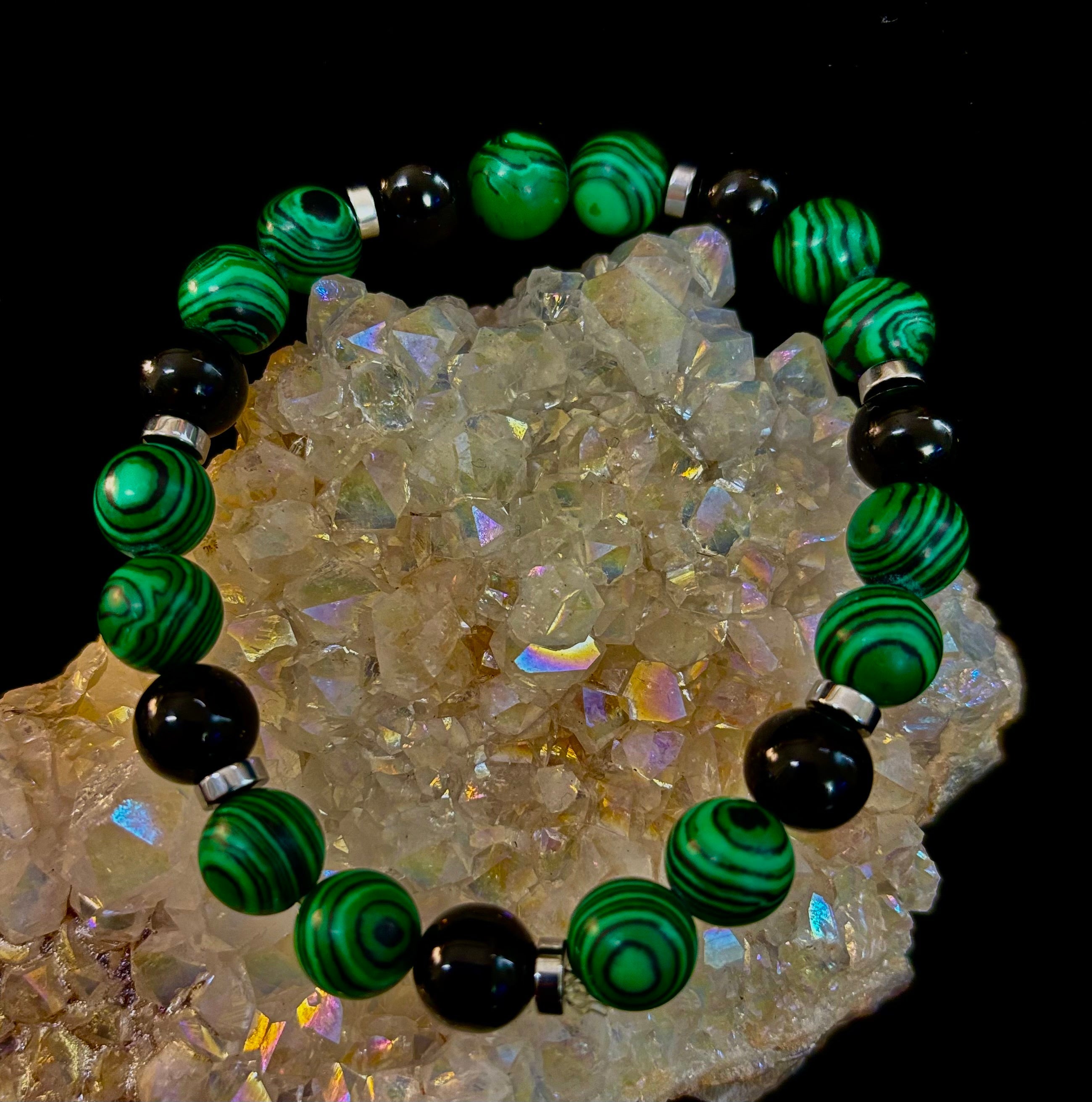 Corazón Collection Bohemian Mixed Metal Stretch Bracelet