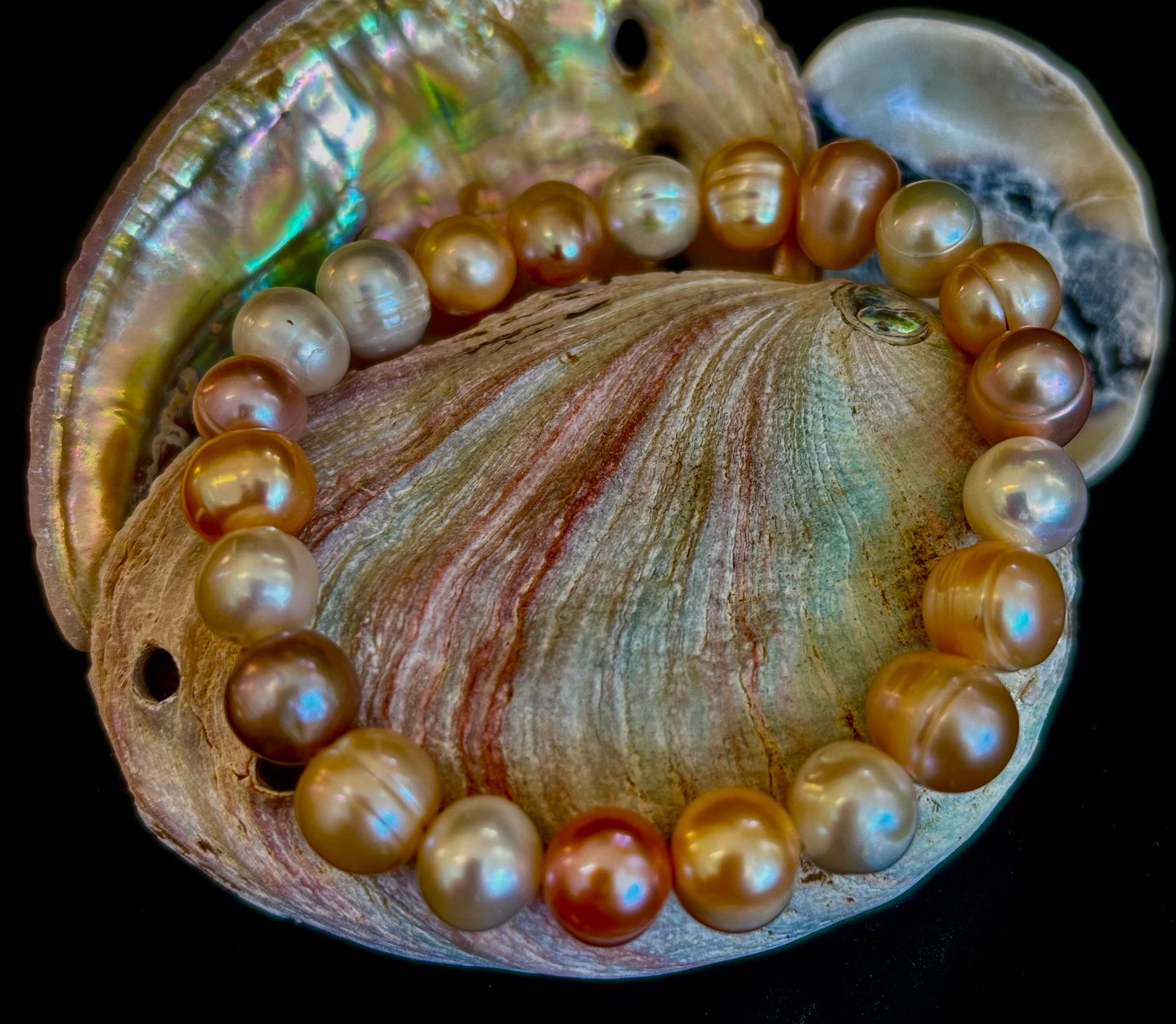Cultured Freshwater Pearl Stretch Bracelet — Multicolor Baroque Pearl Bracelet for Medium Wrists