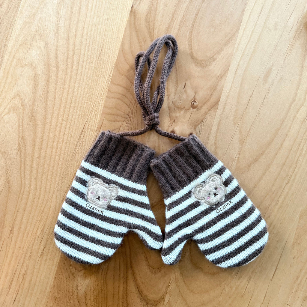 Kids Winter Gloves with String Connector – Warm & Soft