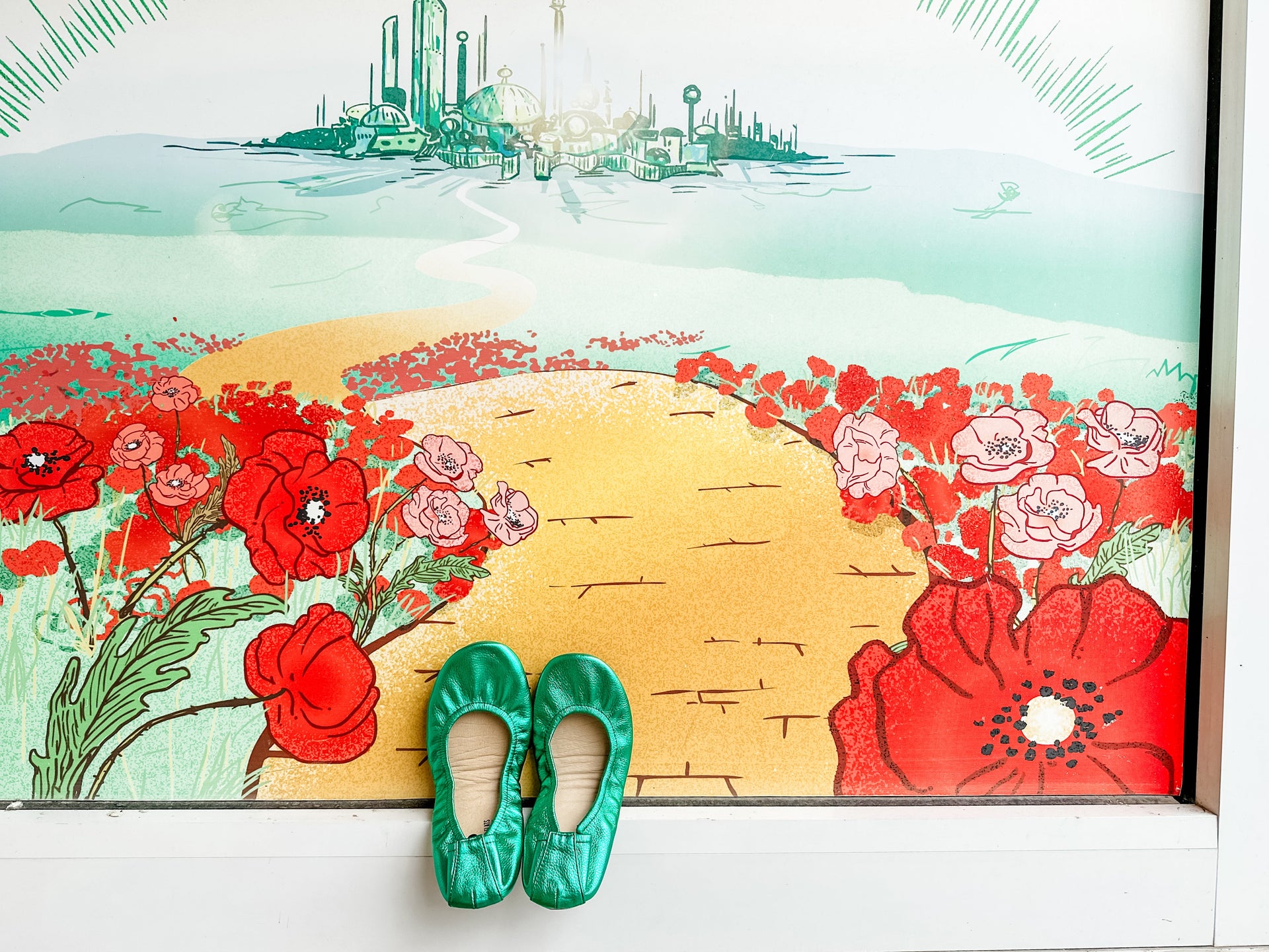 Women's Emerald Foil Ballet Flats Comfortable Slip-On Shoes - Image 12