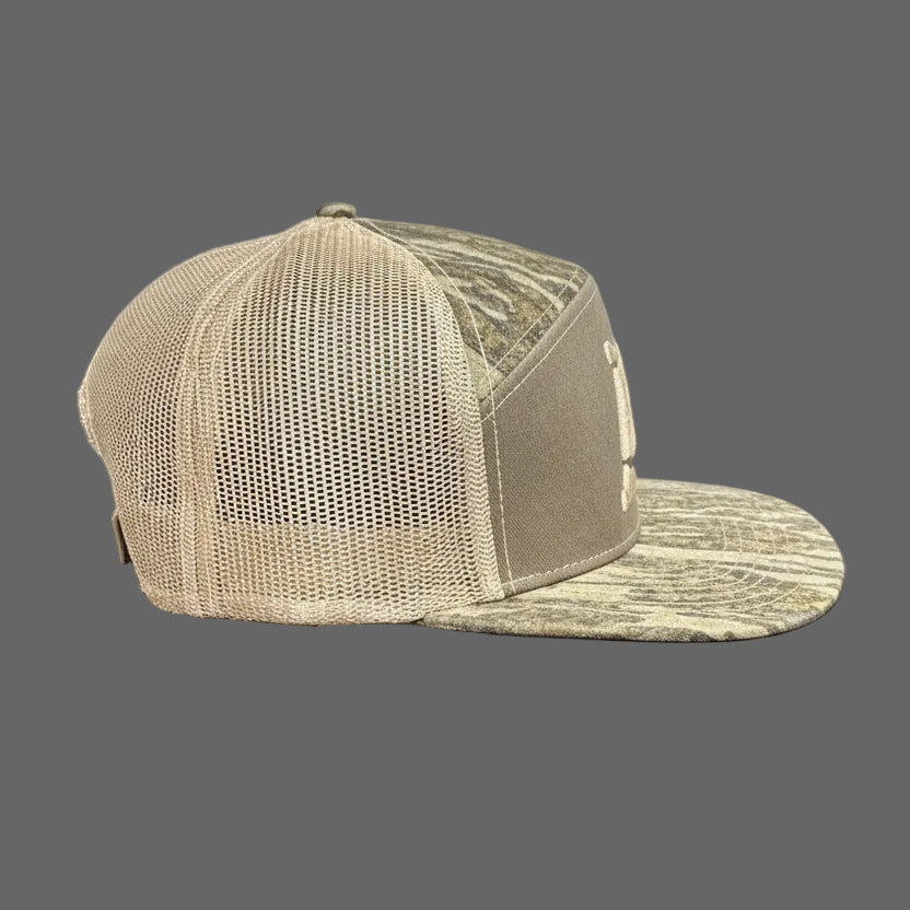 Mossy Oak New Bottomland Sage Turkey Tracks 7 Panel Snapback Cap - Image 4