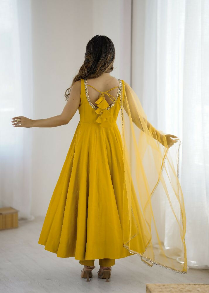 Yellow Chanderi Kurta Set with Sequence Embroidery 3-Piece Outfit