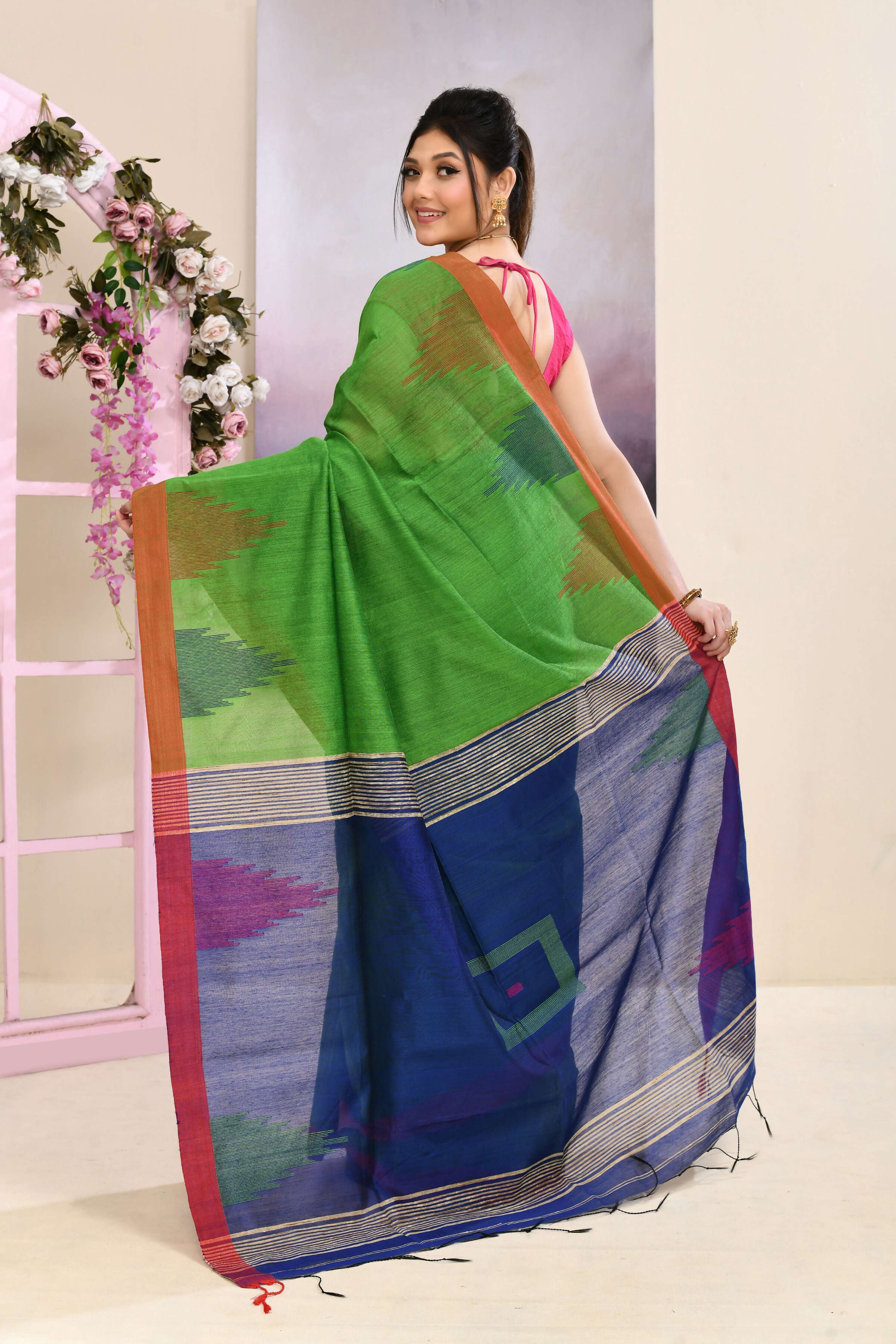 Green Jamdani Saree with Traditional Temple Border