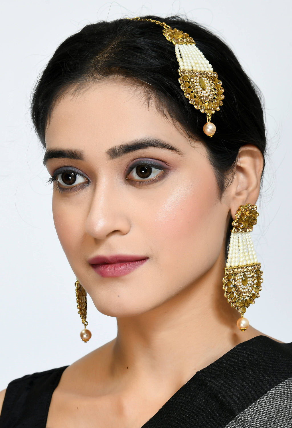 Golden Kundan and Pearl Jhumka Earrings with Maang Tikka