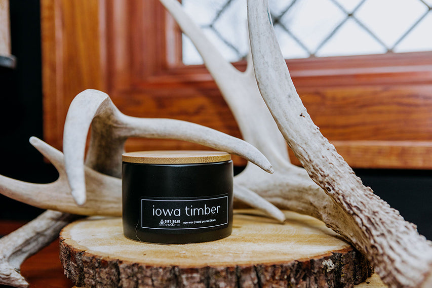 Iowa Timber Soy Wax Candle with Eucalyptus and Pine Scent - Image 2