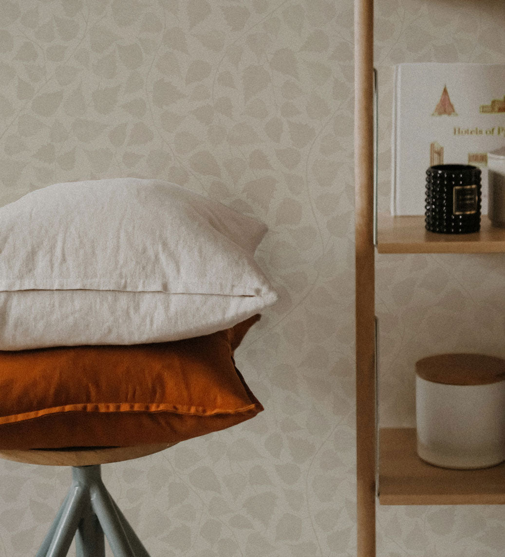 Iveline Floral Removable Wallpaper in Blue, Beige and Green