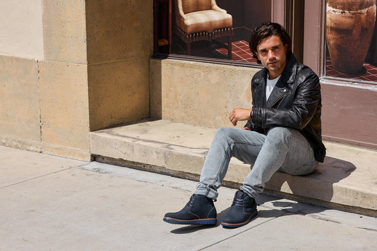 CALTO - J2191 - 2.6 Inches Taller (Ultramarine Blue/Blue Sole) - Nubuck Chukka Boots