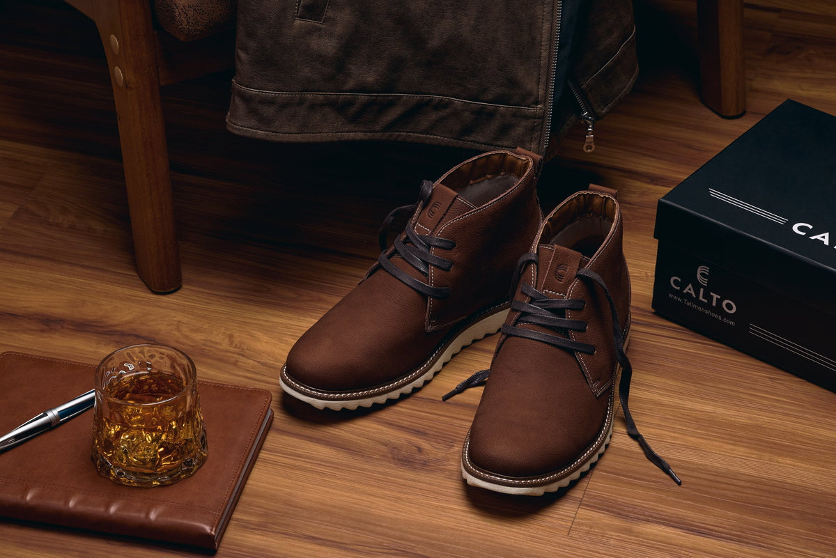 CALTO - J2193 - 2.6 Inches Taller (Brown/White Sole) - Nubuck Chukka Boots