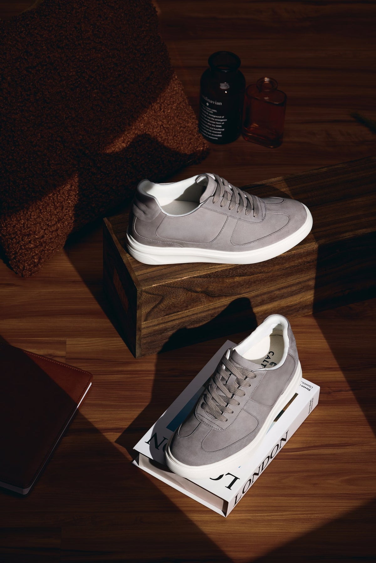 CALTO - J2202 - 2.6 Inches Taller (Grey/White Sole) - Lightweight Nubuck Sneakers