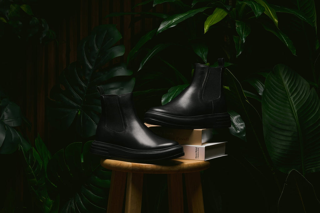 CALTO - J24810 - 3 Inches Taller (Noir) - Lightweight Smooth Nappa Chelsea Zipper Boots