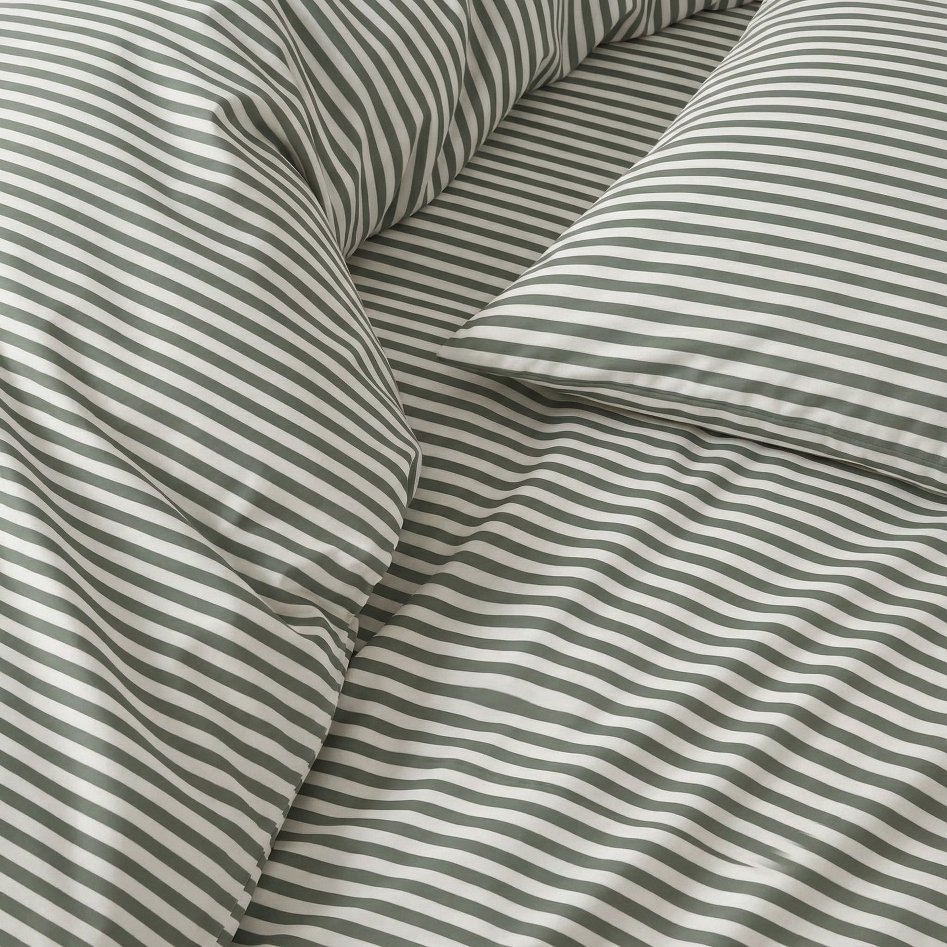 Australian Sateen Bedding Bundle in Stripe and Solid
