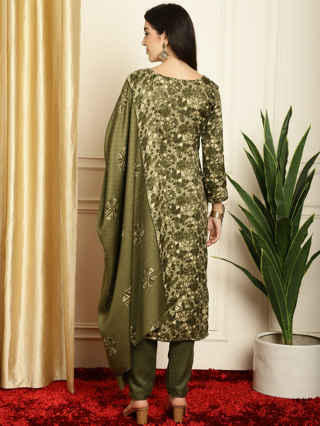 Women's Green Pashmina Floral Digital Printed Kurta Pant Set
