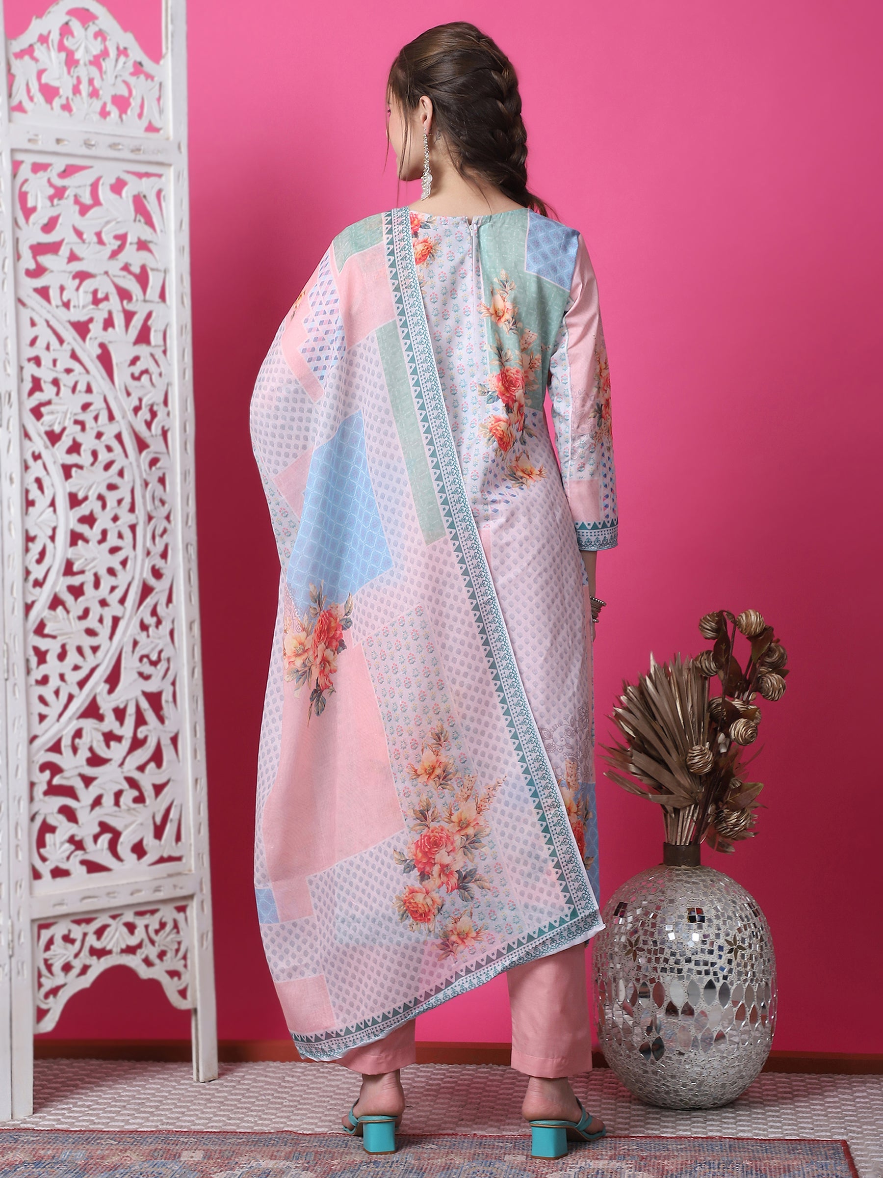Multicolor Cotton Geometric Print Kurta Set with Jari & Crystal