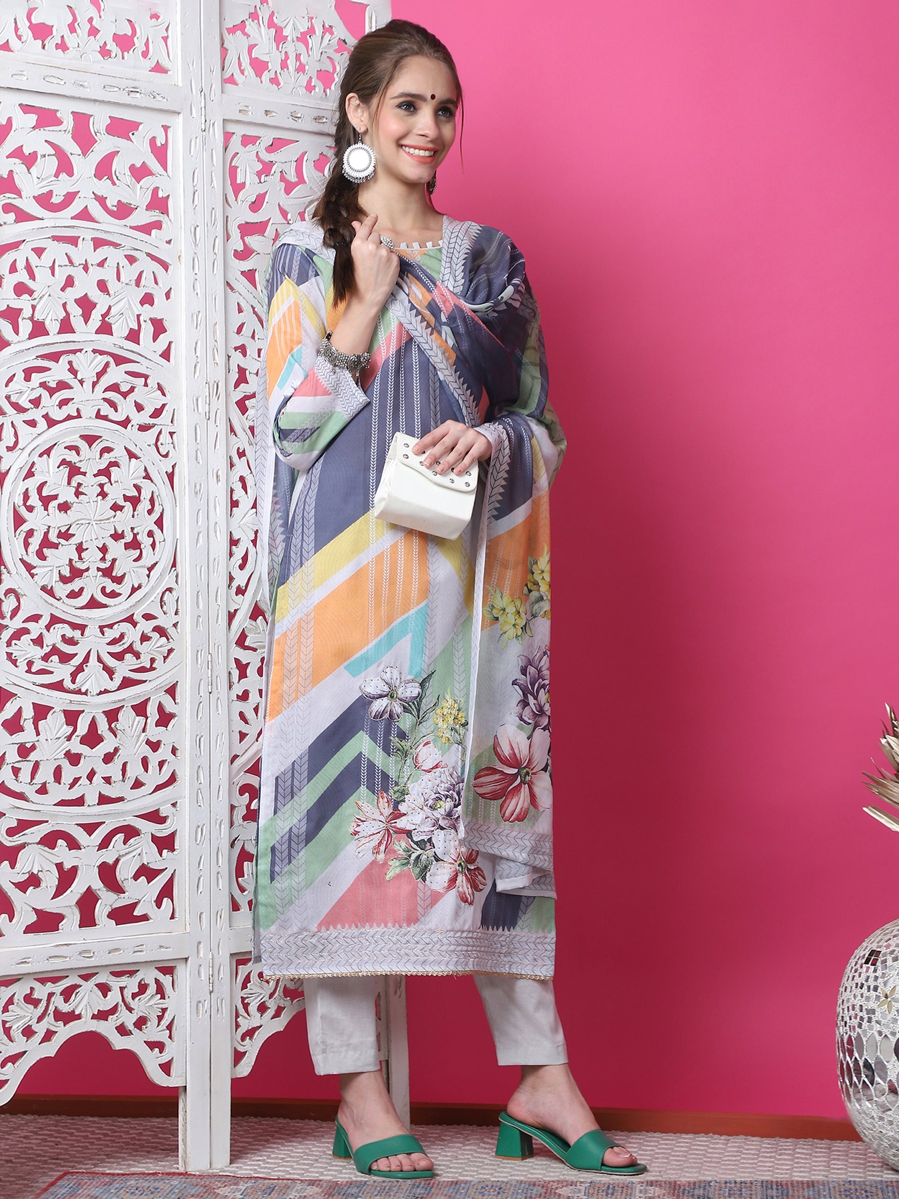 Geometric Digital Print Cotton Kurta Set with Jari Accents