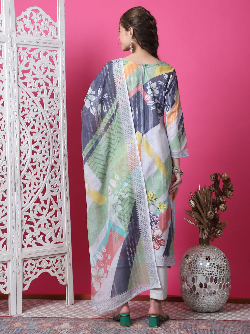 Geometric Digital Print Cotton Kurta Set with Jari Accents