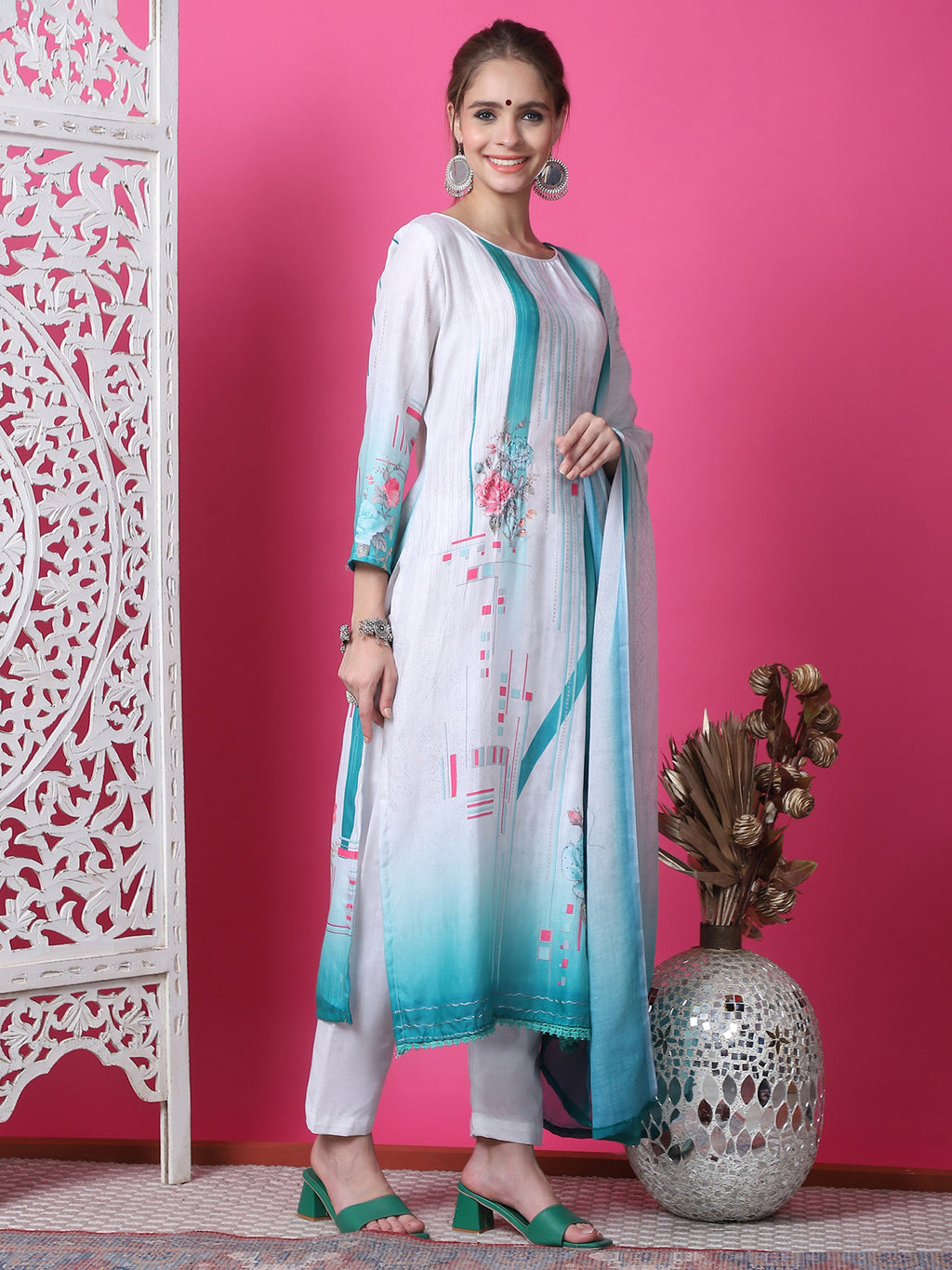 Geometric Print Cotton Kurta Set with Jari and Crystal Details