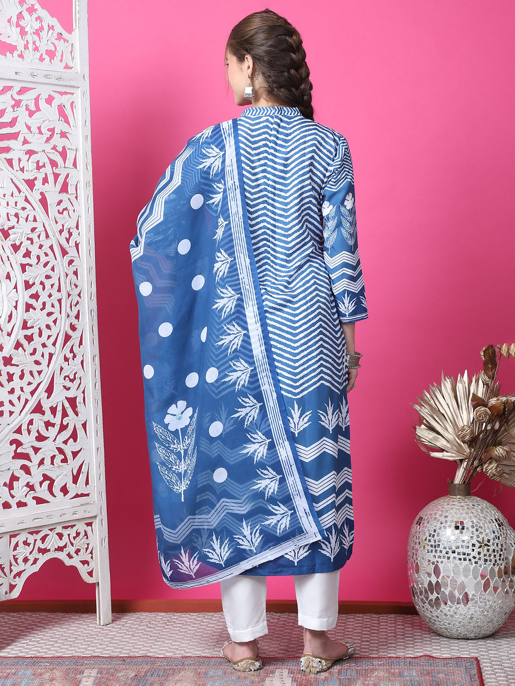 Indigo Blue Cotton Geometric Digital Print Kurta Set with Jari Work