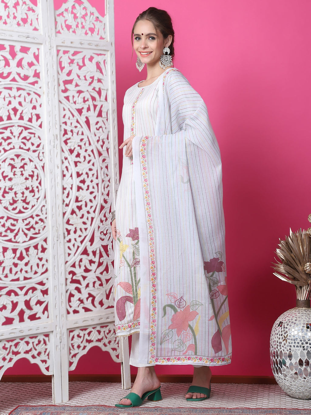 Off White Cotton Geometric Print Kurta Set with Jari and Crystal