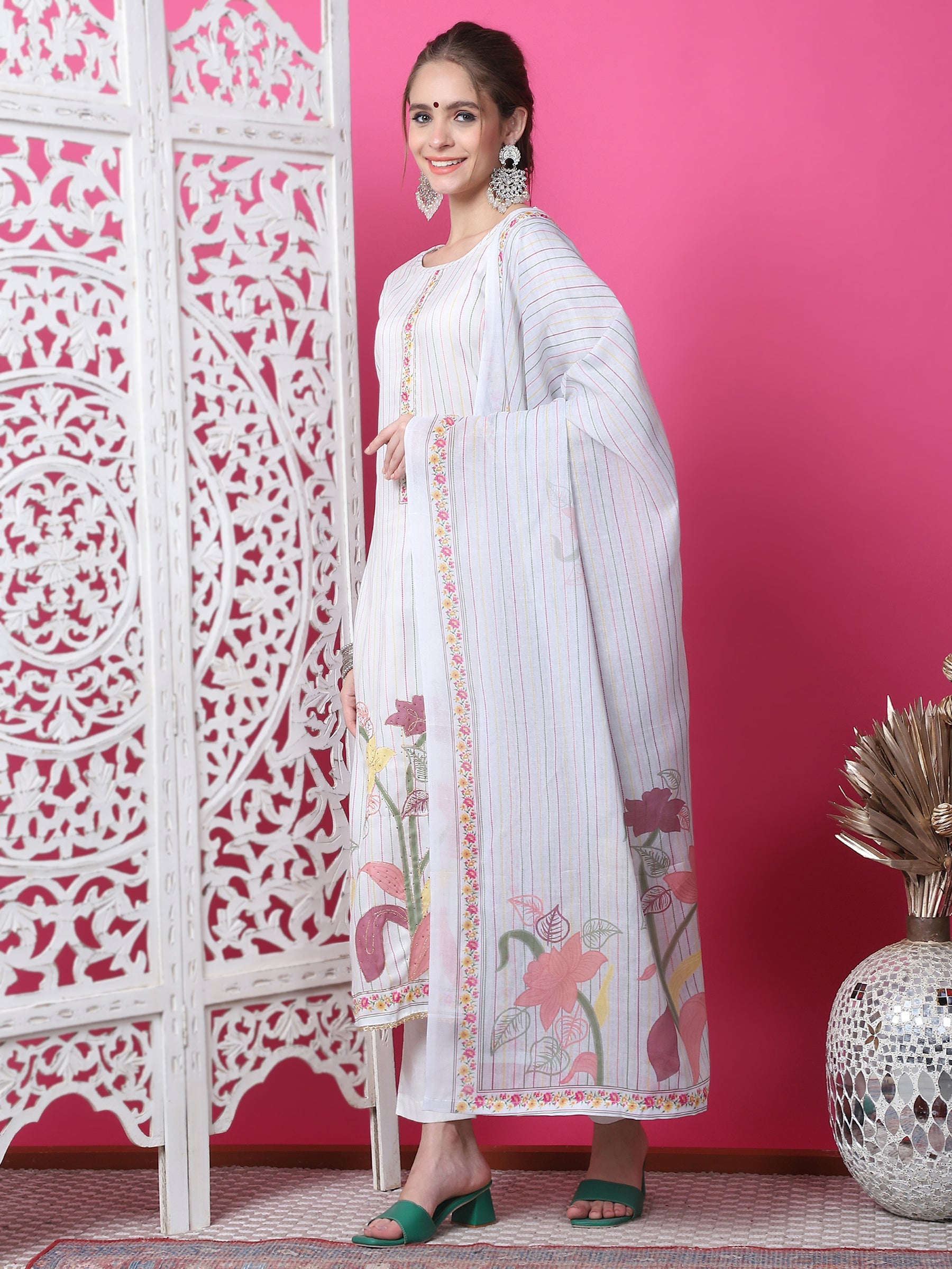 Off White Cotton Geometric Print Kurta Set with Jari and Crystal