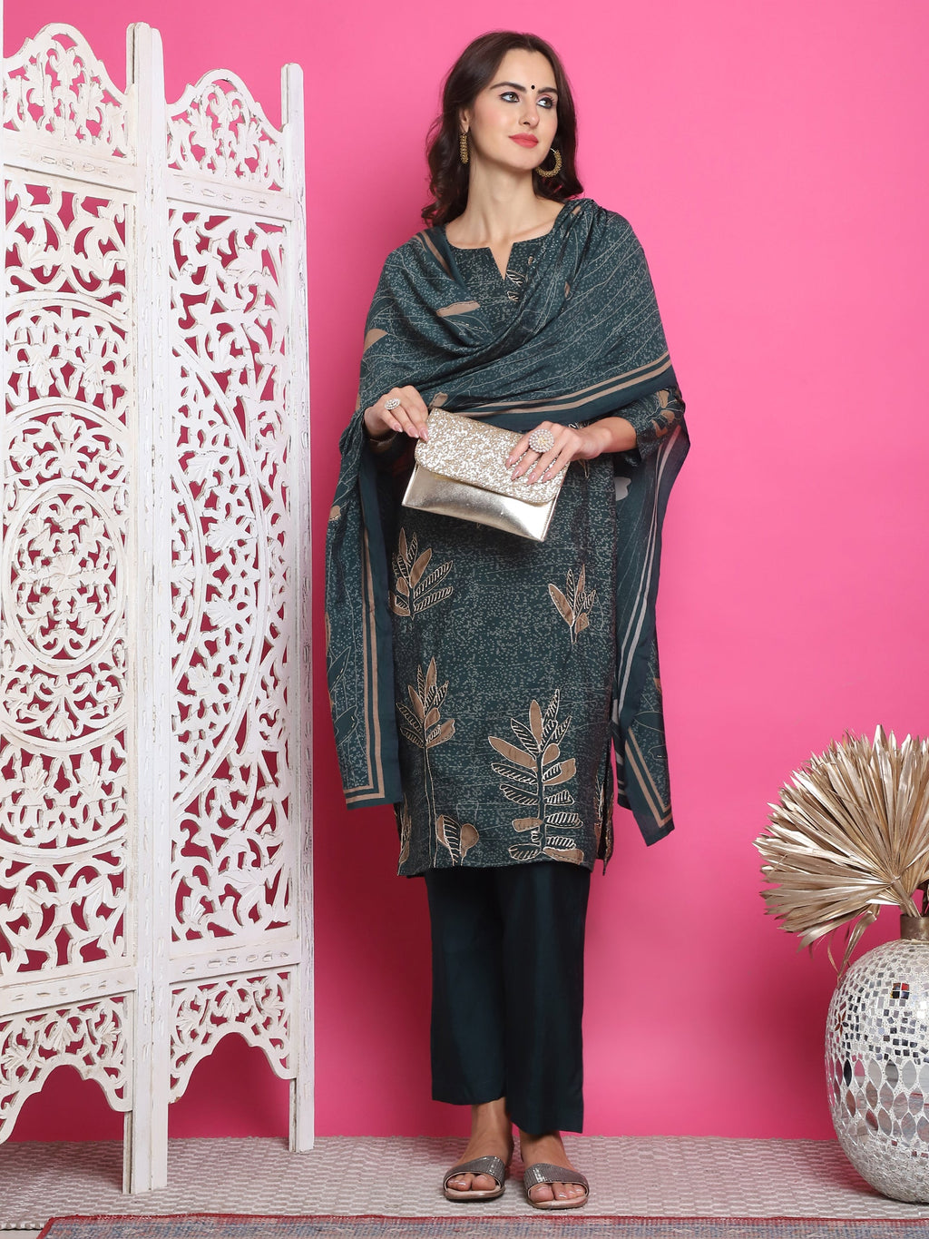 Women's Green Muslin Floral Print Straight Kurta Set with Dupatta