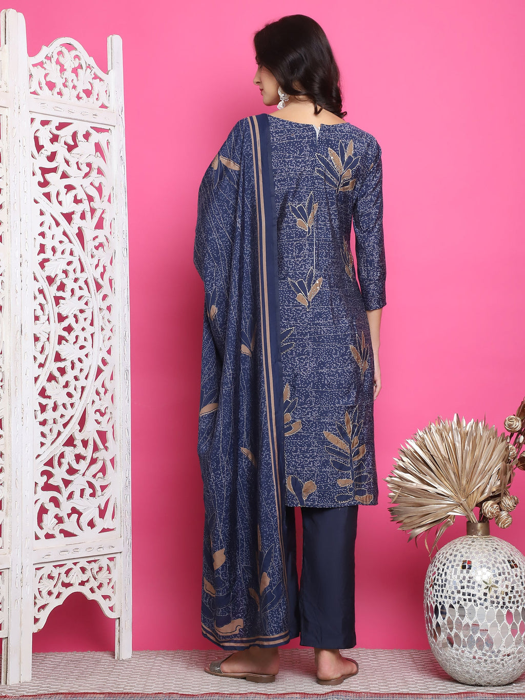 Navy Blue Muslin Floral Print Kurta Set with Jari & Crystal Work