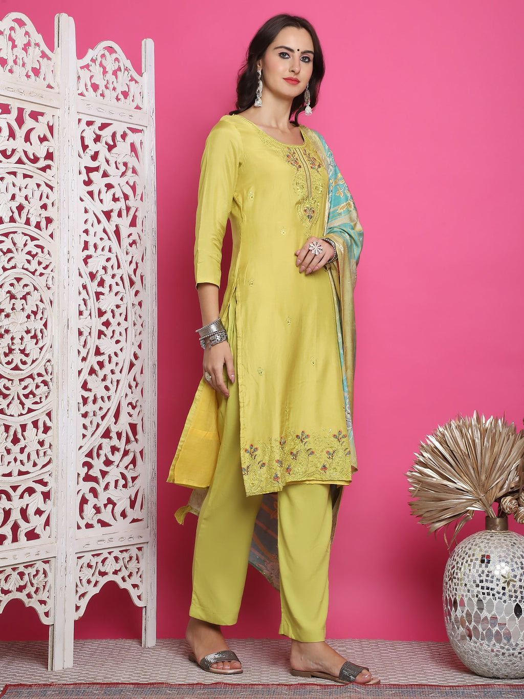 Lemon Yellow Muslin Floral Resham Embroidery Kurta Set