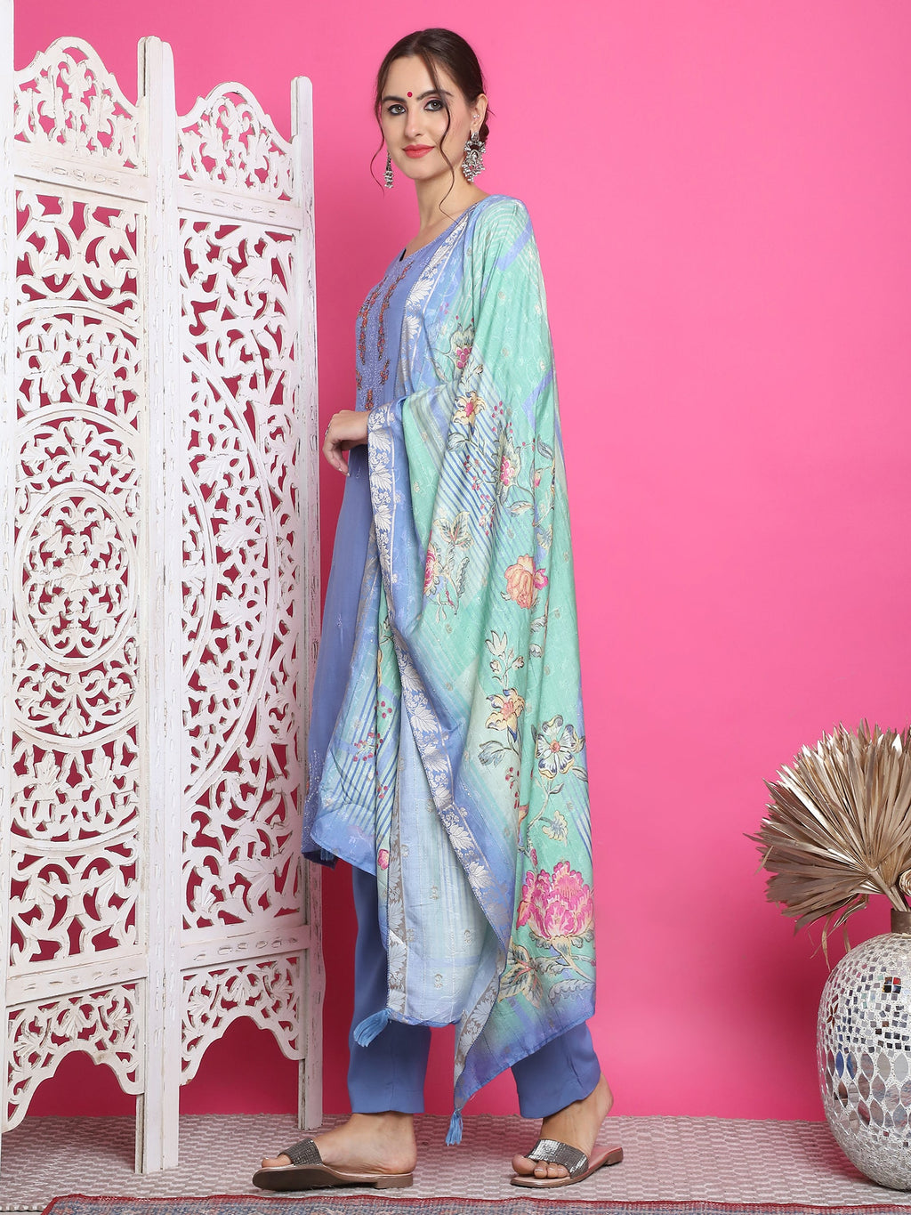 Women's Blue Muslin Floral Resham Embroidery Kurta Set with Dupatta