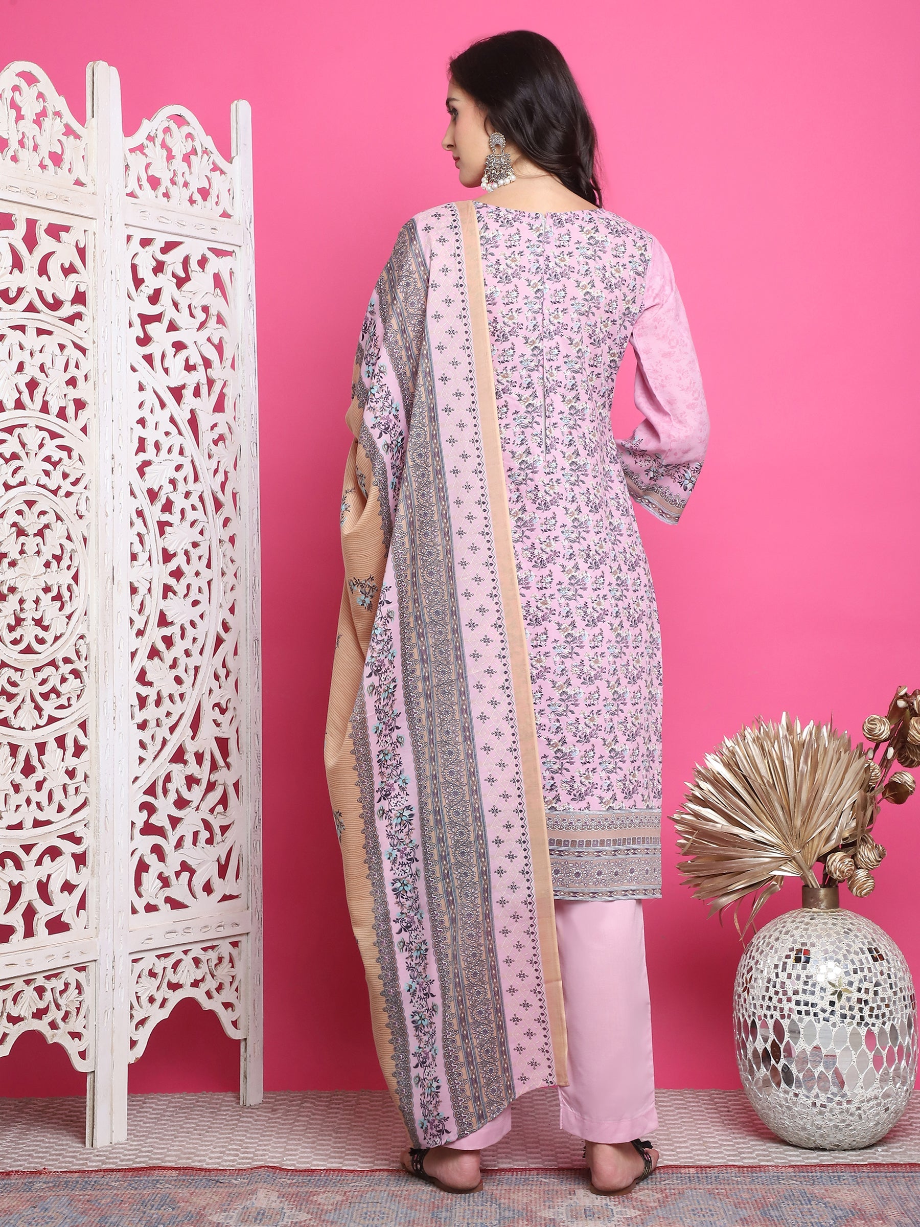Women's Pink Cotton Floral Kurta Set with Resham Thread Work