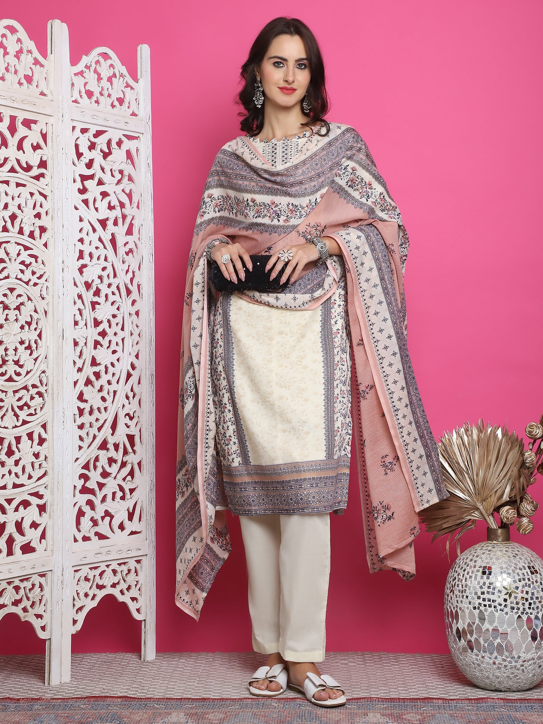 Women's Cream Cotton Floral Print Kurta Set with Resham Embroidery
