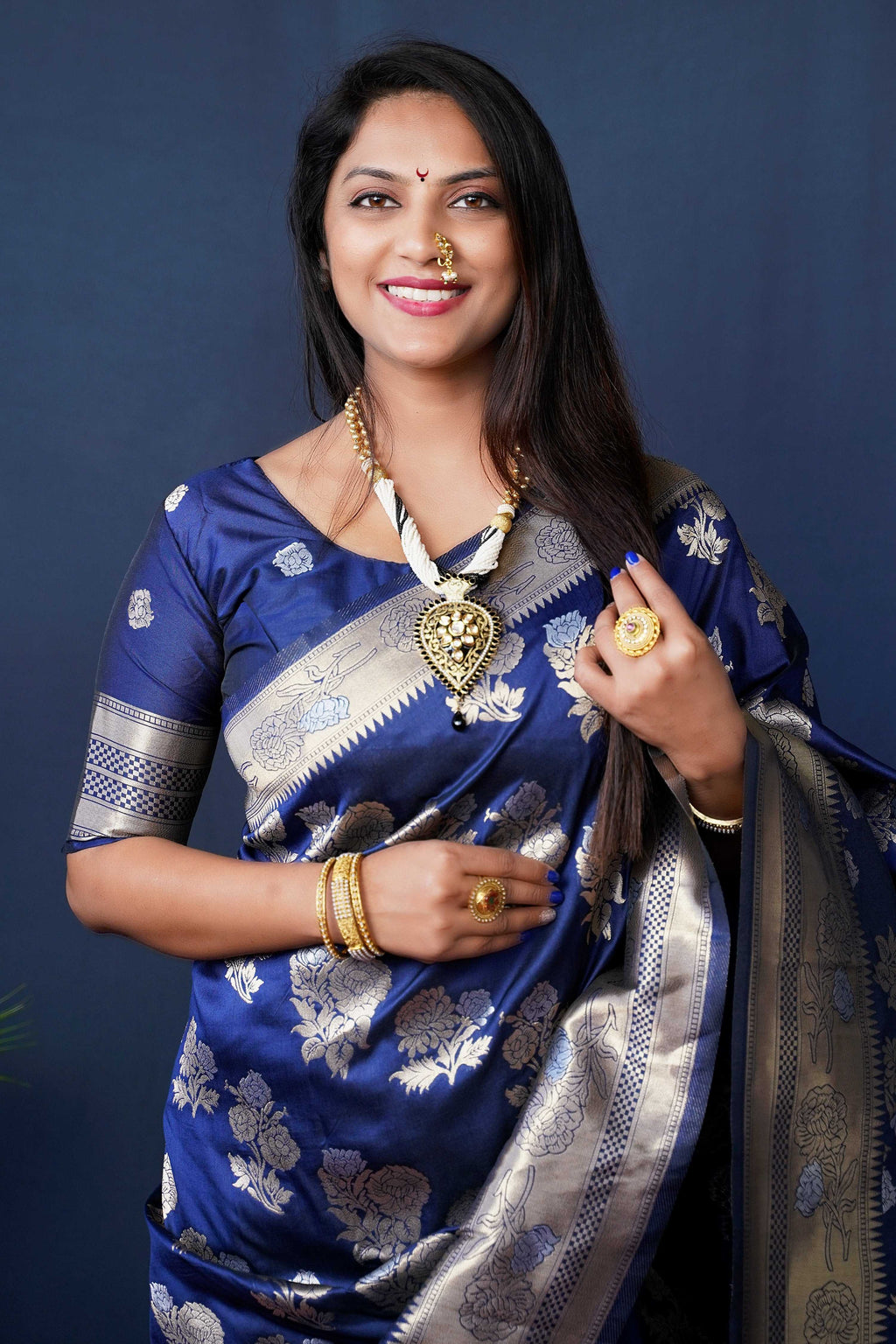 Navy Blue Handloom Banarasi Silk Zari Woven Saree with Blouse