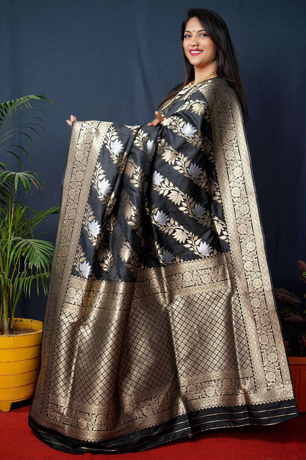 Jyoti Fashion Women's Black Handloom Banarasi Silk Zari Woven Saree with Blouse