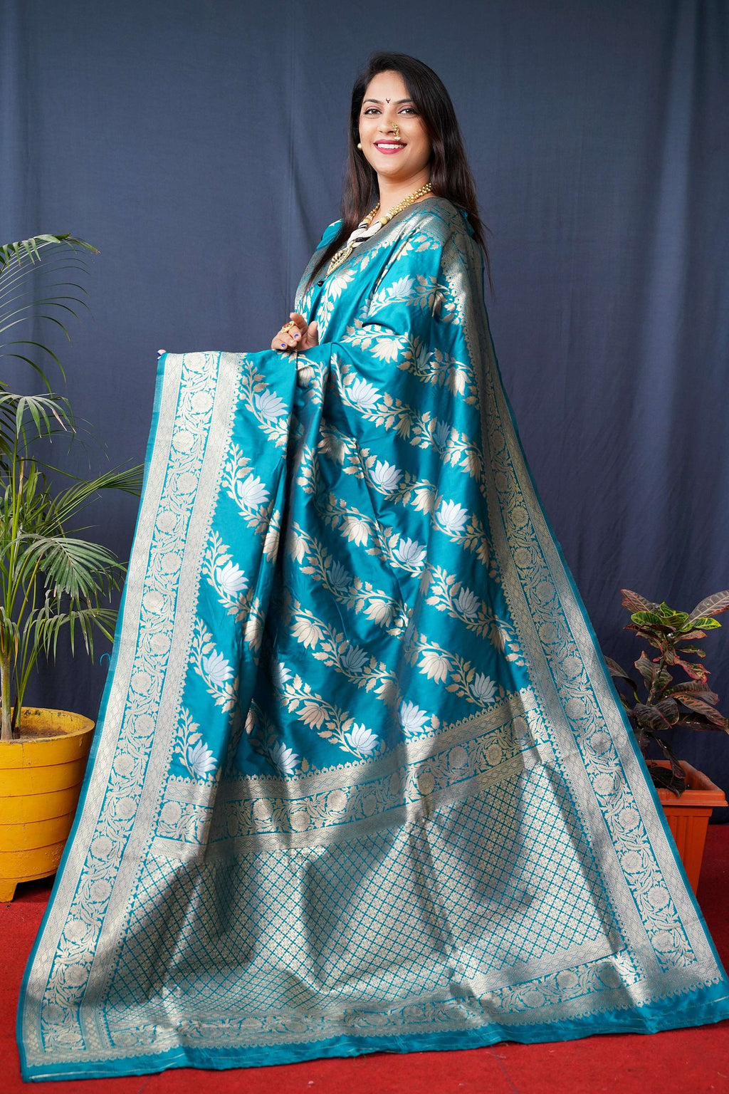 Teal Handloom Banarasi Silk Zari Woven Saree with Blouse