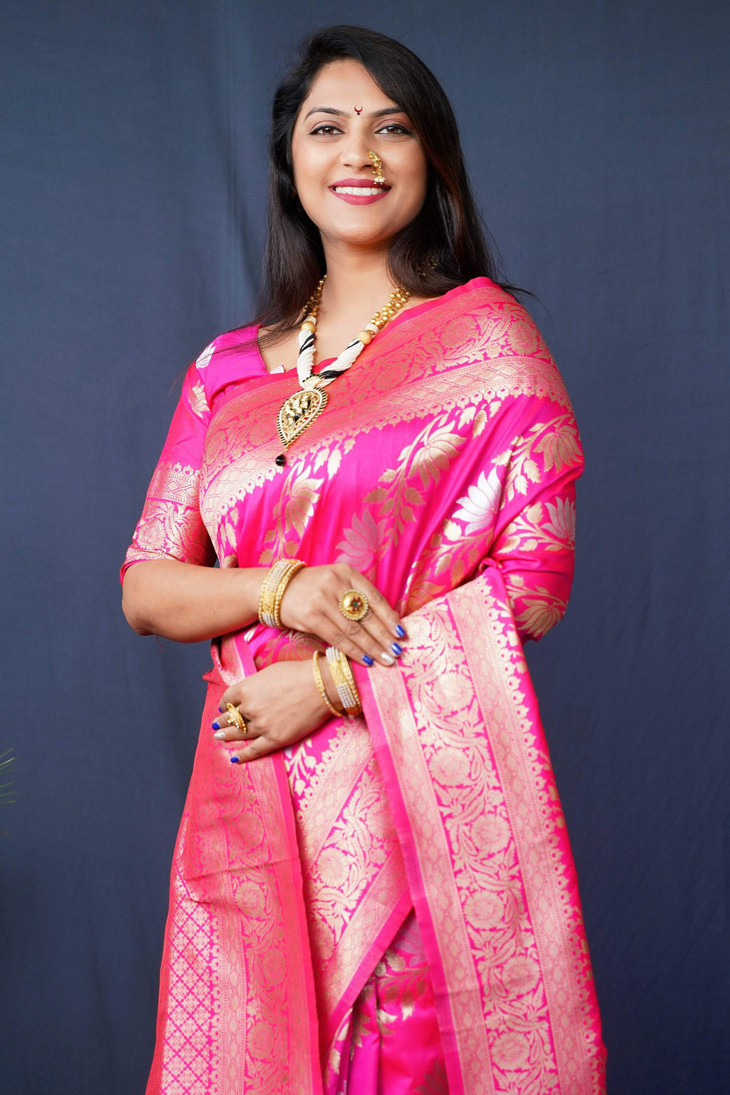 Jyoti Fashion Women's Pink Handloom Banarasi Silk Zari Woven Saree with Blouse