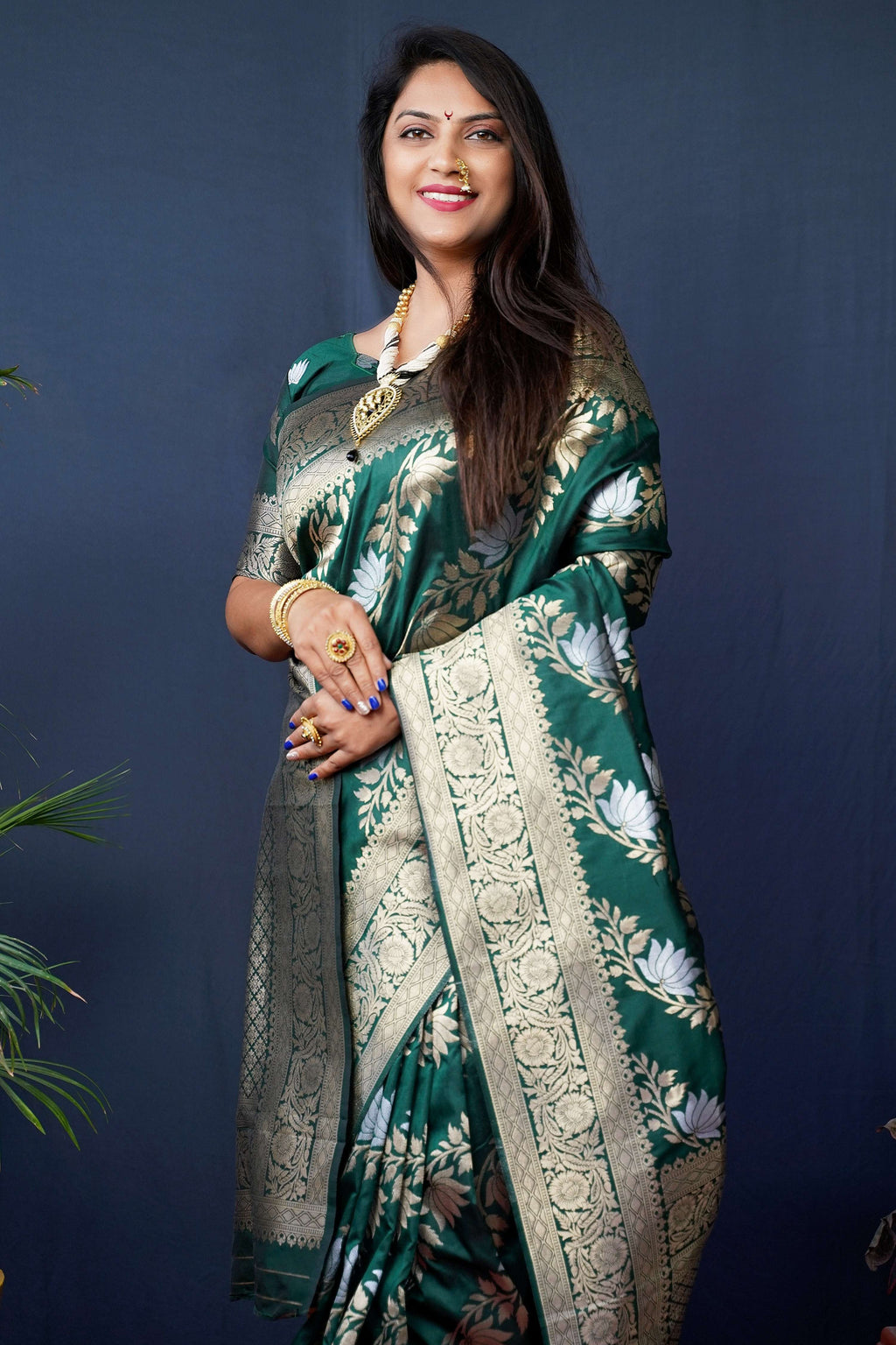 Green Handloom Banarasi Silk Saree with Zari Weaving and Blouse