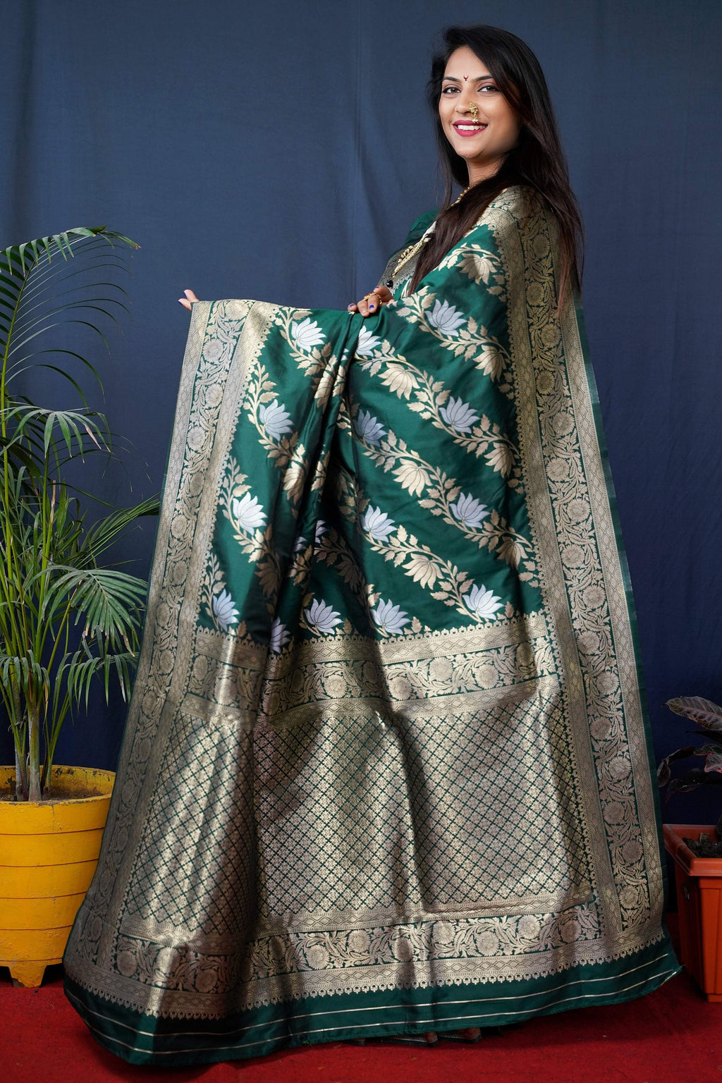 Green Handloom Banarasi Silk Saree with Zari Weaving and Blouse