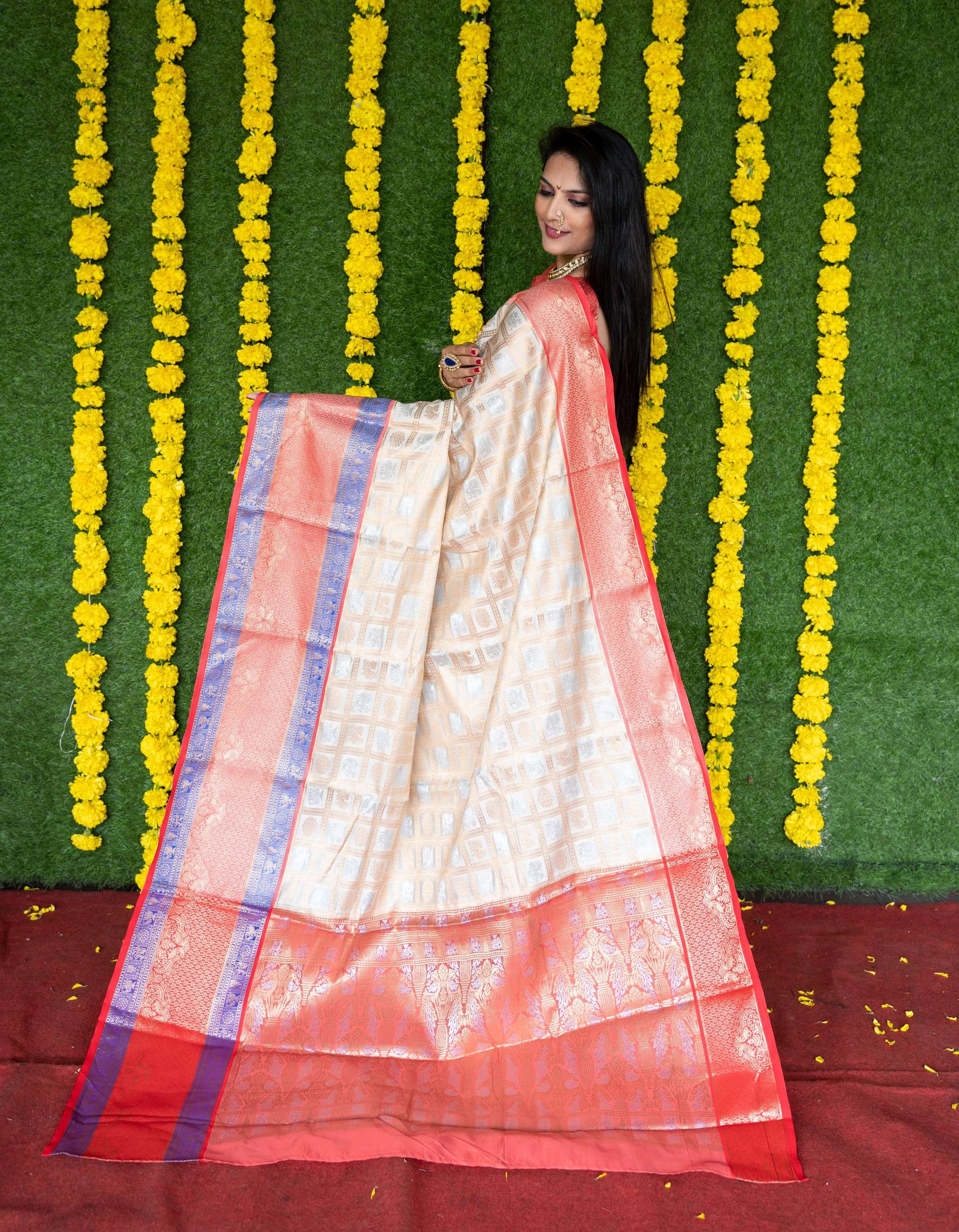 Off White Kanchipuram Silk Zari Woven Saree with Matching Blouse
