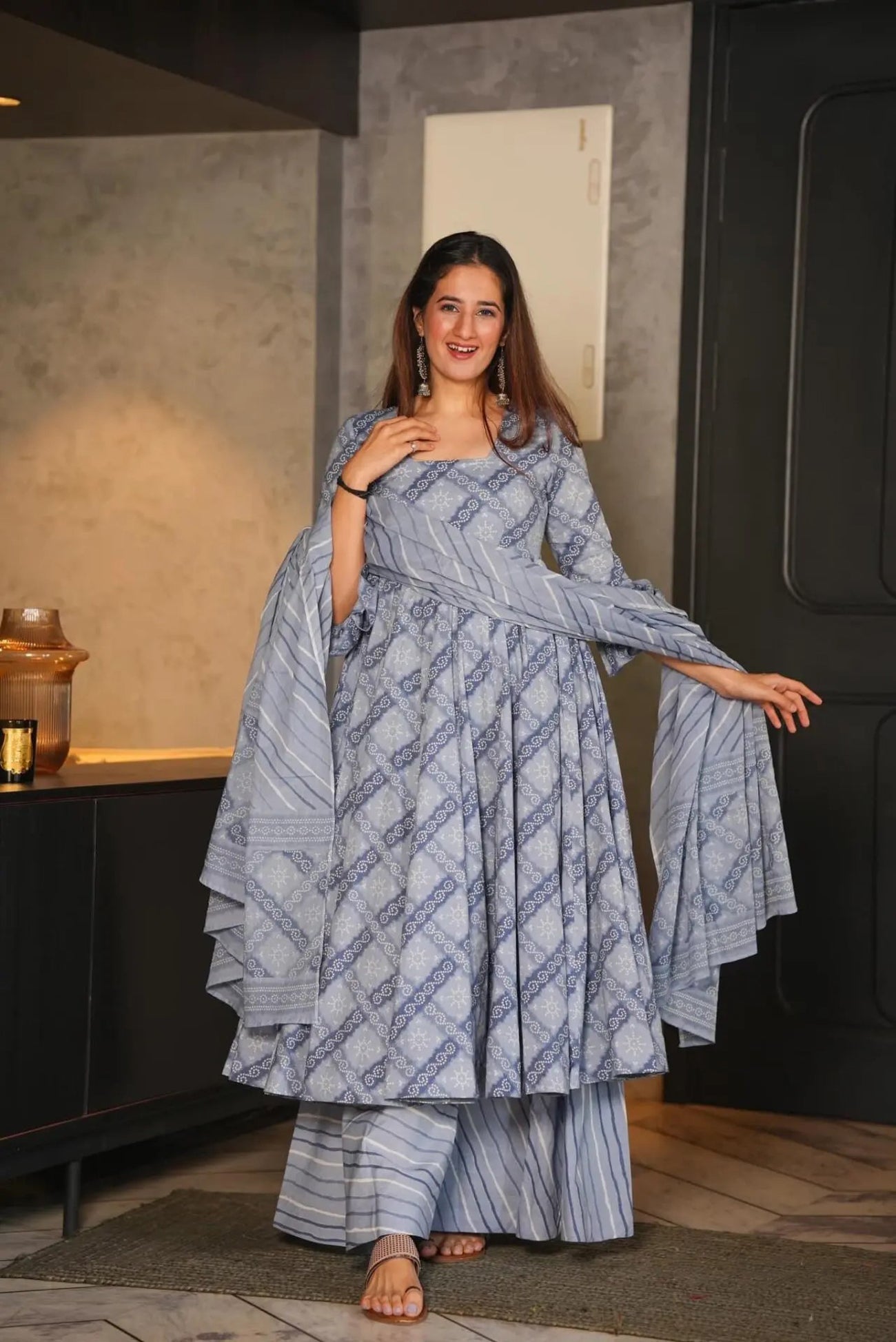 Grey cotton silk straight kurta with heavy digital print and inner cotton lining