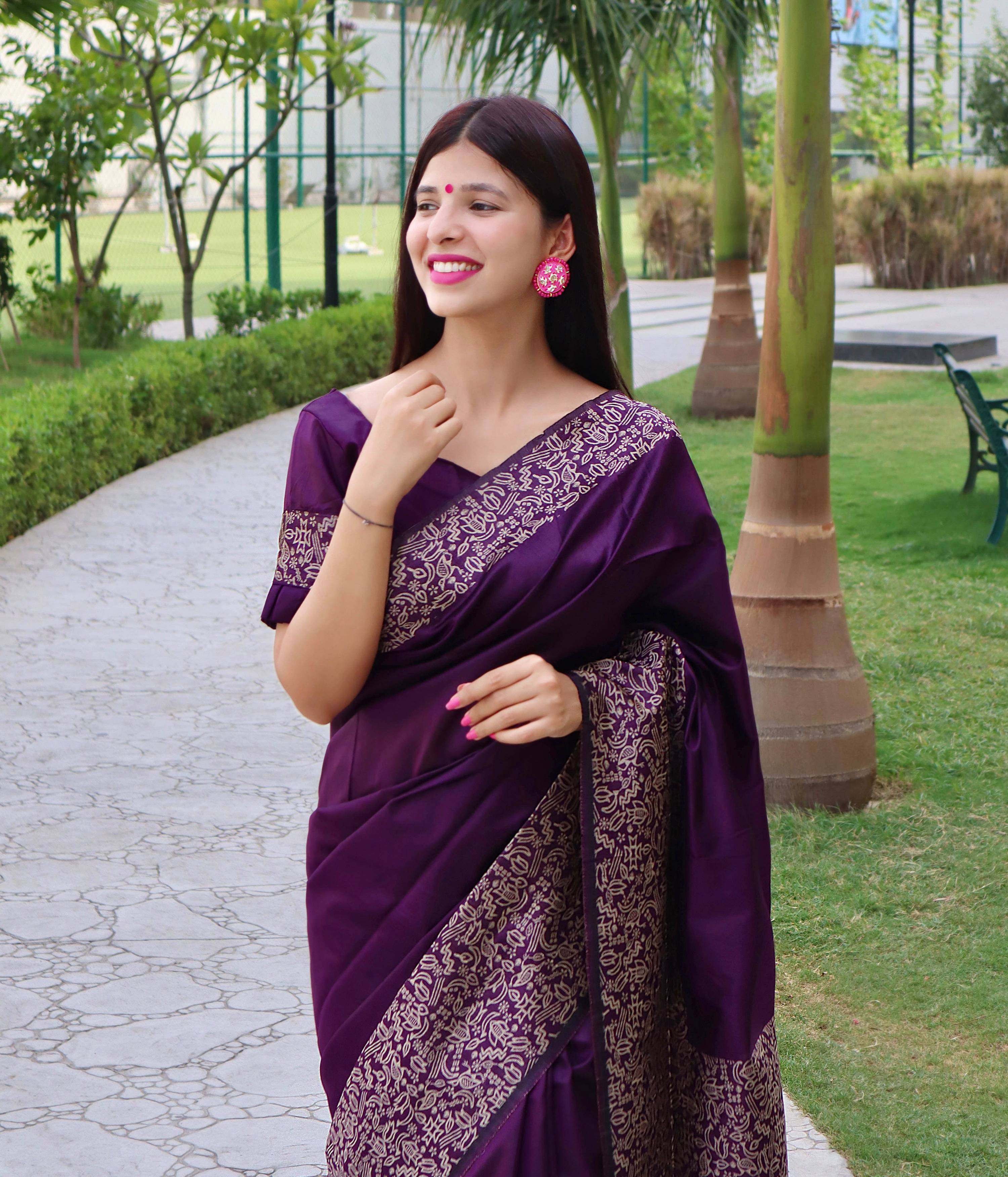 Women's Purple Handloom Raw Silk Saree with Printed Border & Blouse